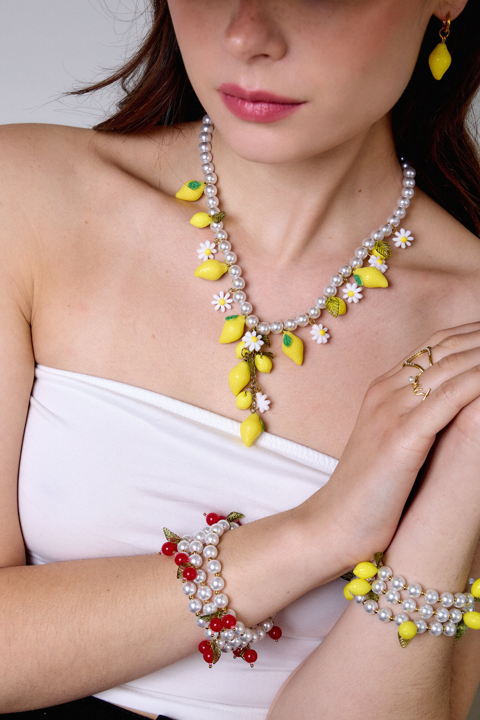 Mayorista Bellissima - Pulsera de cuentas con cerezas rojas y hojas - estilo frutal irresistible