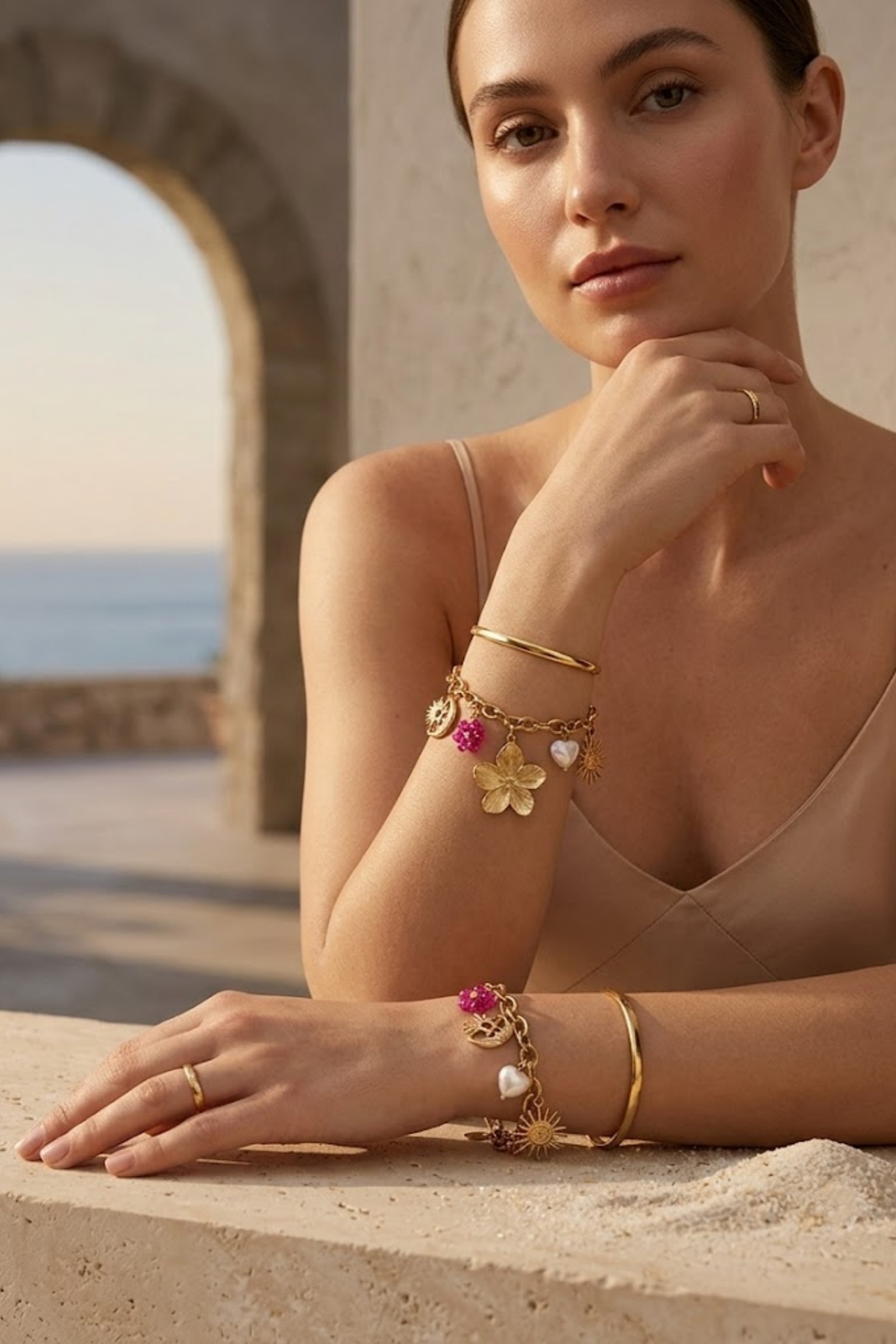 Grossiste Bellissima - Bracelet Fleur Charms en Acier Inoxydable – Élégance Bohème Chic
