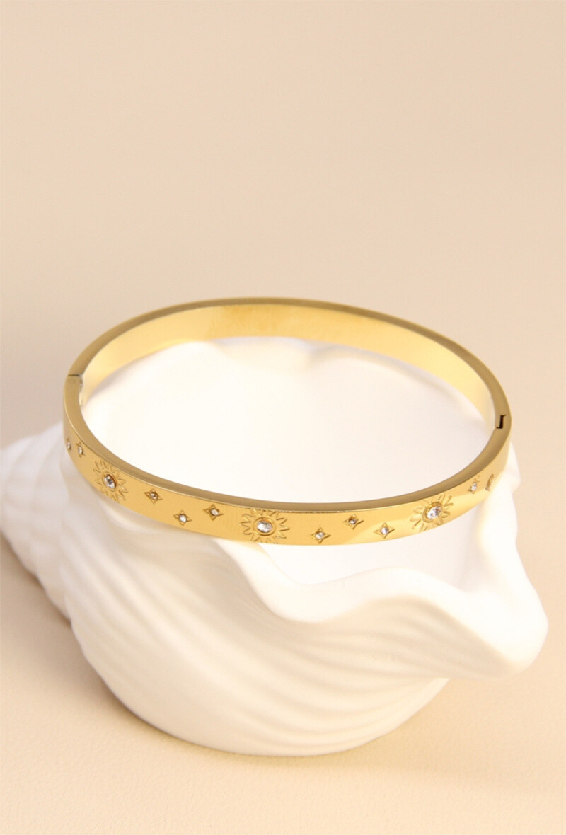 Grossiste Bellissima - Bracelet Jonc Étoile Orné de Strass en Acier Inoxydable – Éclat Raffiné