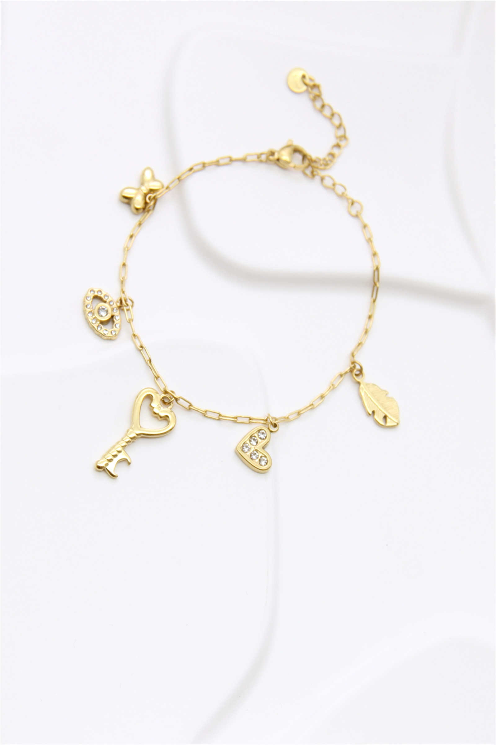 Grossiste Bellissima - Bracelet Charms Clé & Symboles en Acier Inoxydable