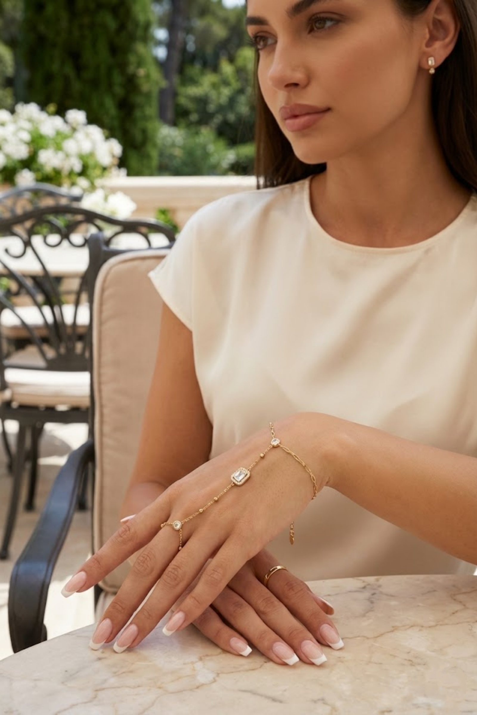 Grossiste Bellissima - Bracelet Main Bracelet Bague Strass en Acier Inoxydable – Élégance Scintillante