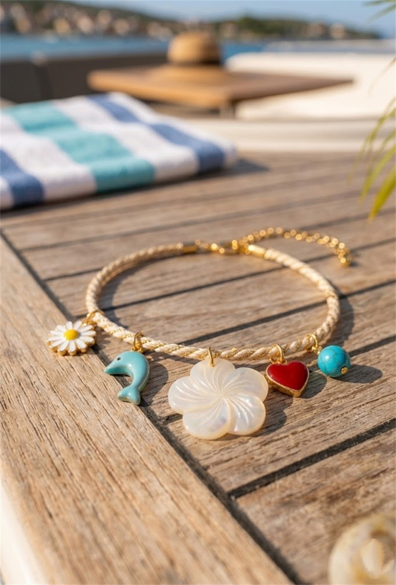 Grossiste Bellissima - Bracelet cordon charm's en acier inoxydable – alchimie du style et de l'audace
