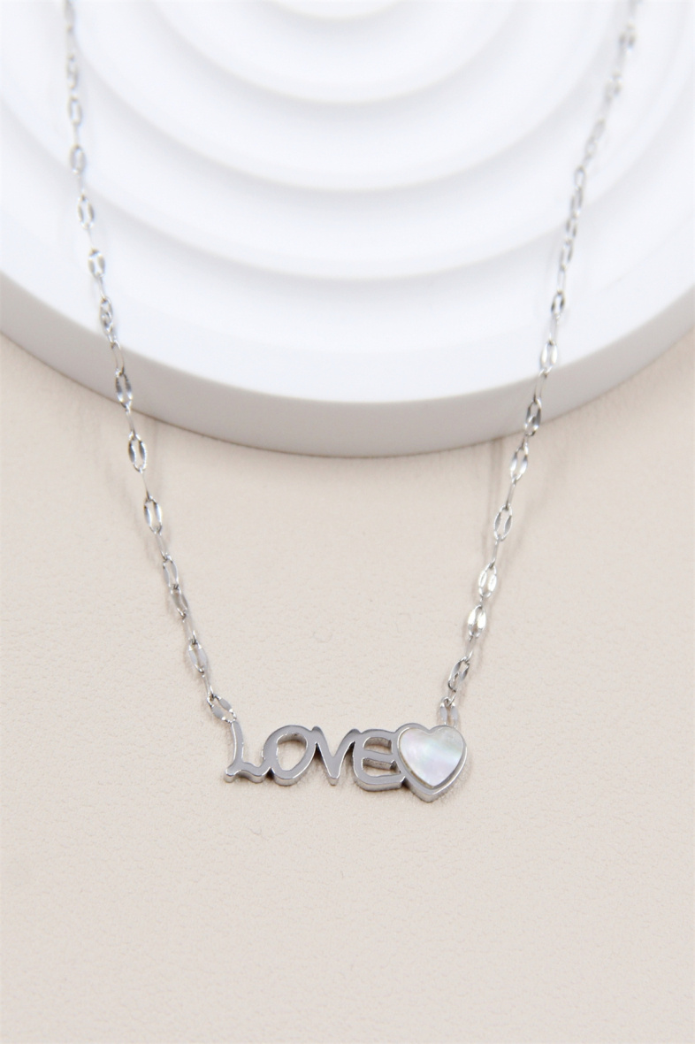Mayorista Bellissima - Collar de corazón de perlas LOVE en acero inoxidable.