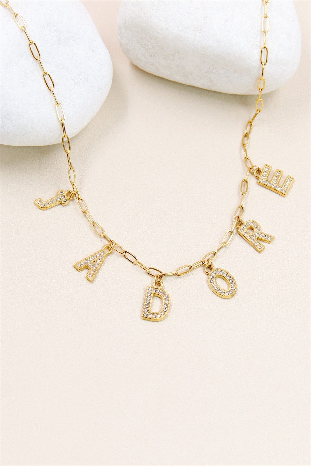 Grossiste Bellissima - Collier Breloque "J'ADORE" en Acier Inoxydable