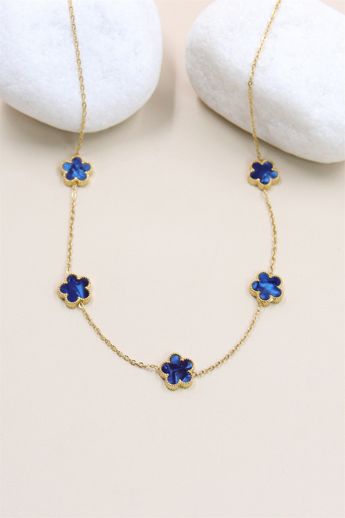 Mayorista Bellissima - Collar Trébol de Nácar y Acero - Elegancia y Refinamiento