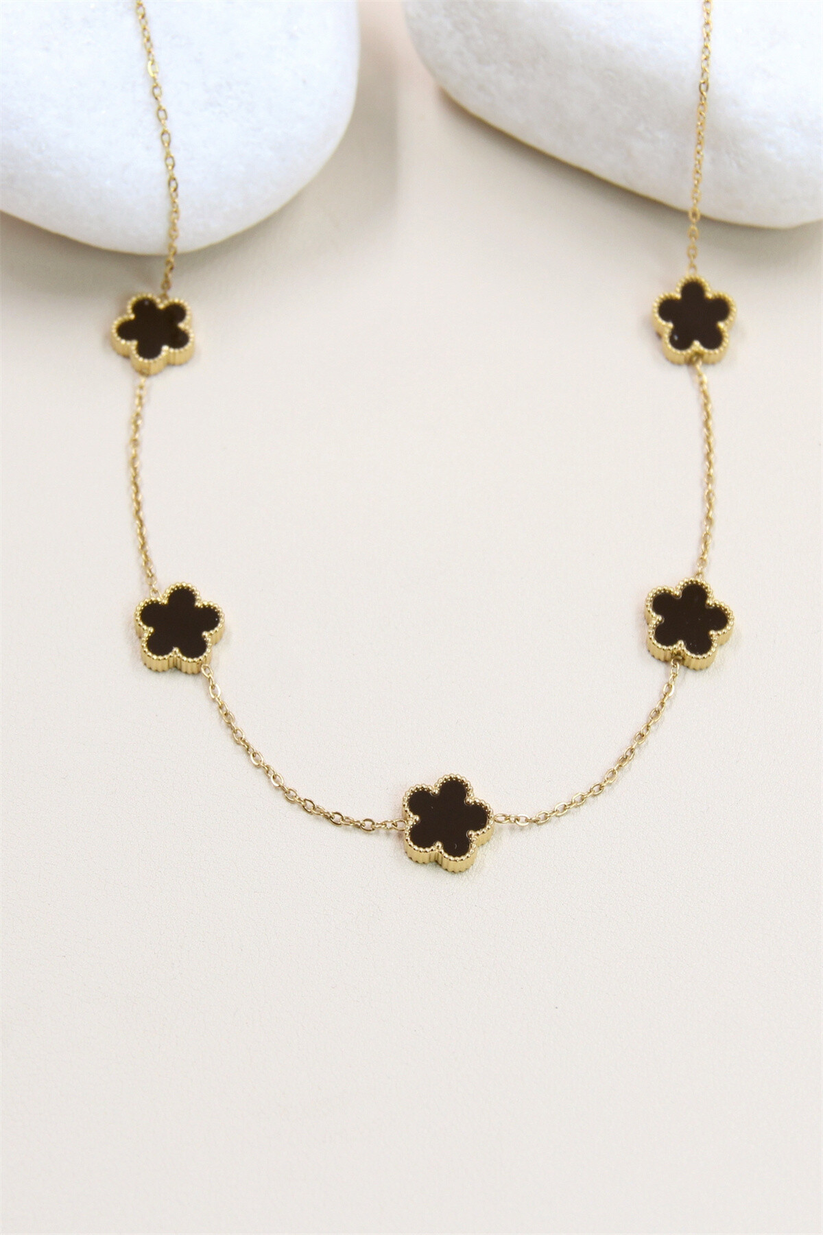 Grossiste Bellissima - Collier Trèfle en Nacre et Acier Inoxydable - Élégance et Raffinement