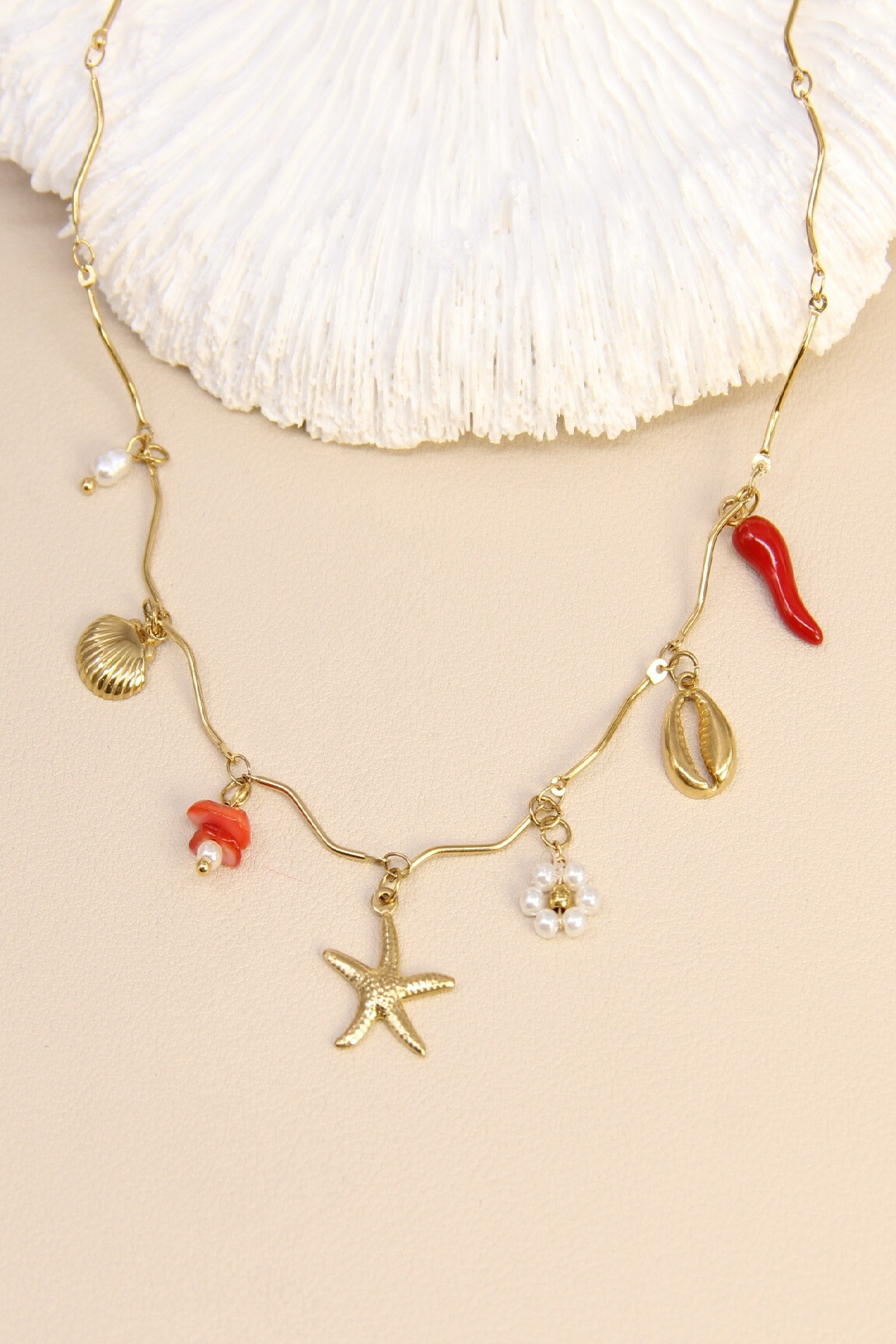 Wholesaler Bellissima - Stainless steel necklace - marine charms and wavy chain