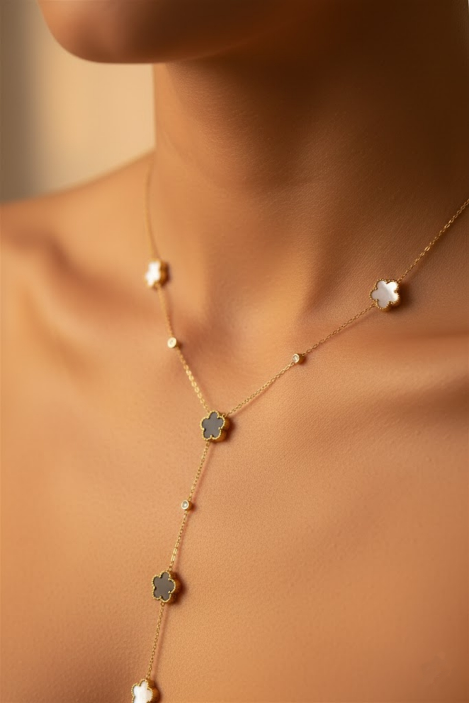 Grossiste Bellissima - Collier Y trèfle double face en acier inoxydable
