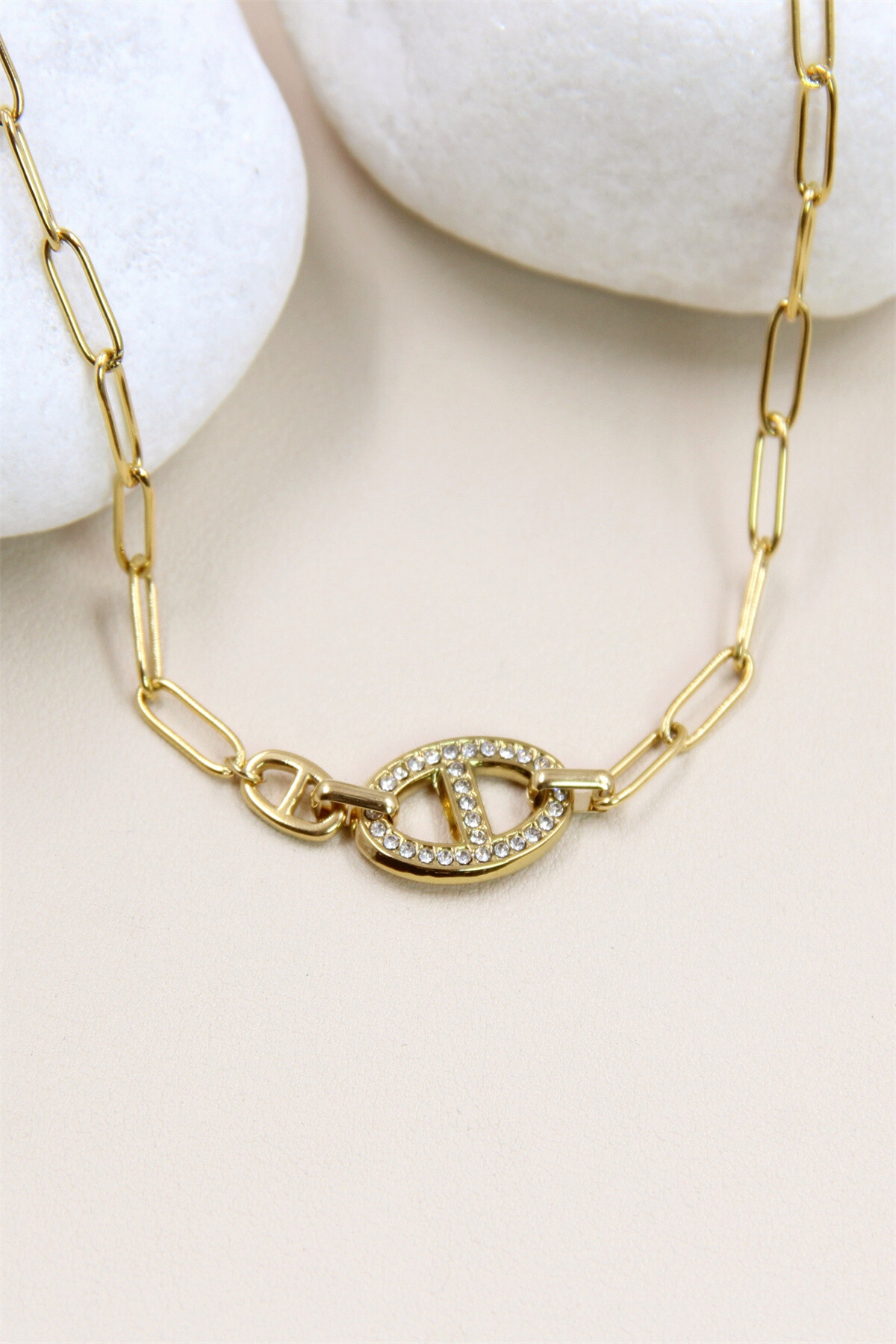 Wholesaler Bellissima - : Stainless steel necklace with rhinestone pendant - elegance and refinement