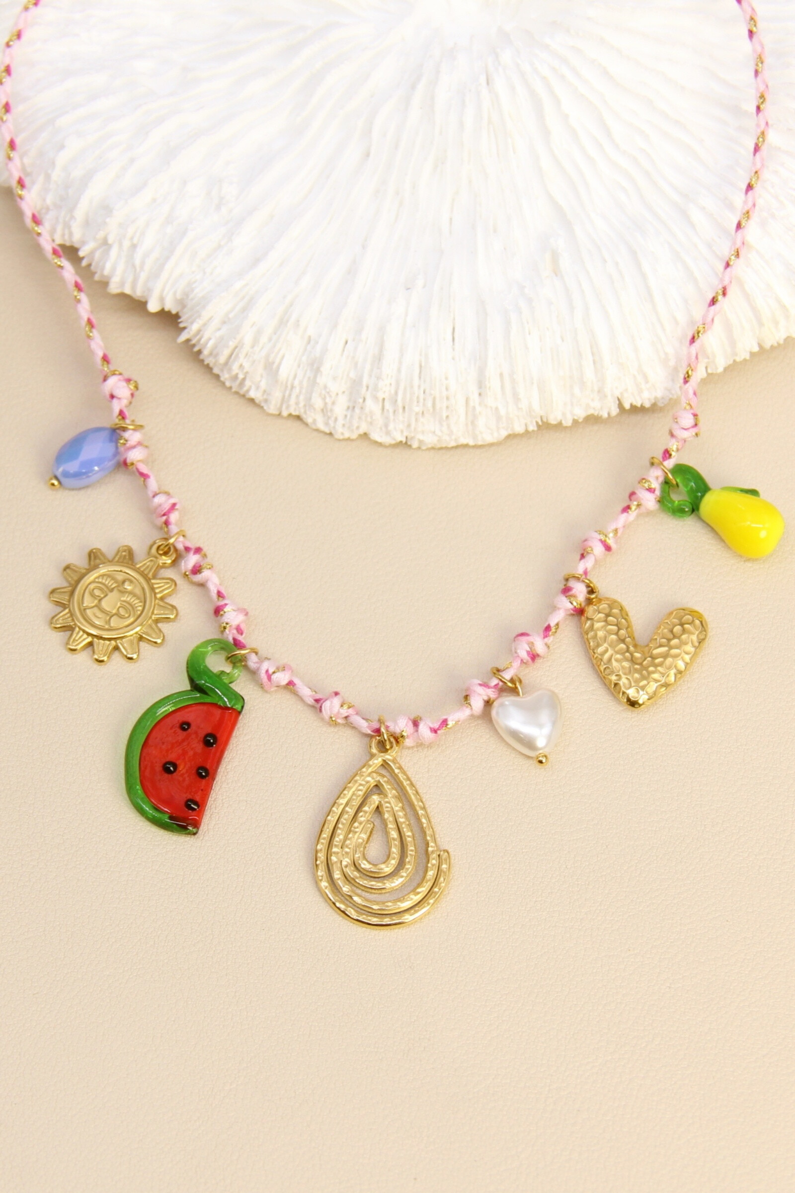 Grossiste Bellissima - Collier fantaisie charms fruits – Look estival vitaminé