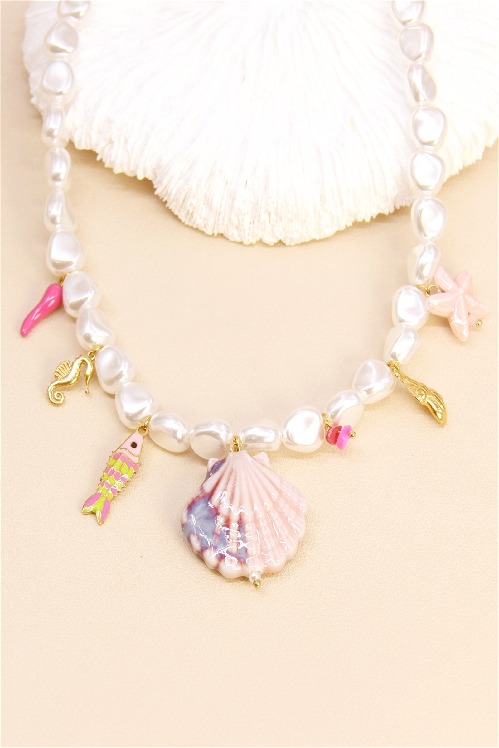 Grossiste Bellissima - Collier perle sirène rose – Invitation au voyage