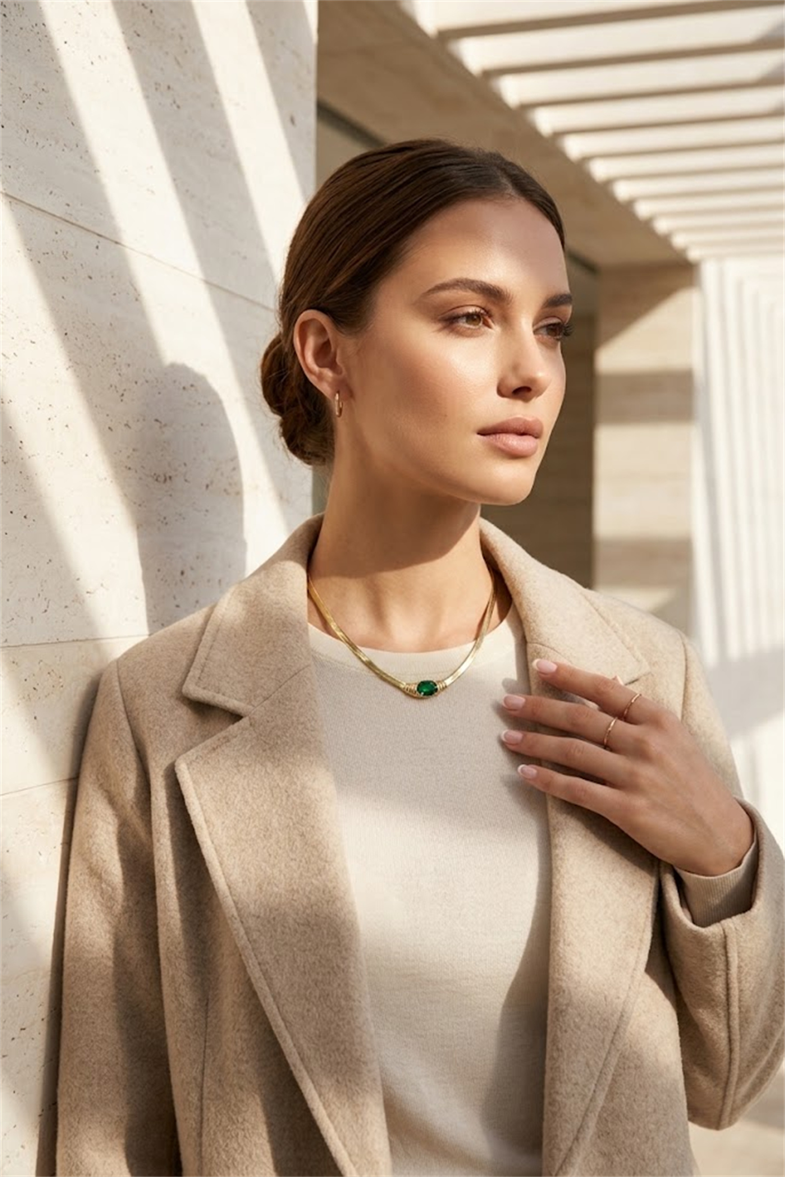 Wholesaler Bellissima - Flat-chain necklace with oval centre in stainless steel