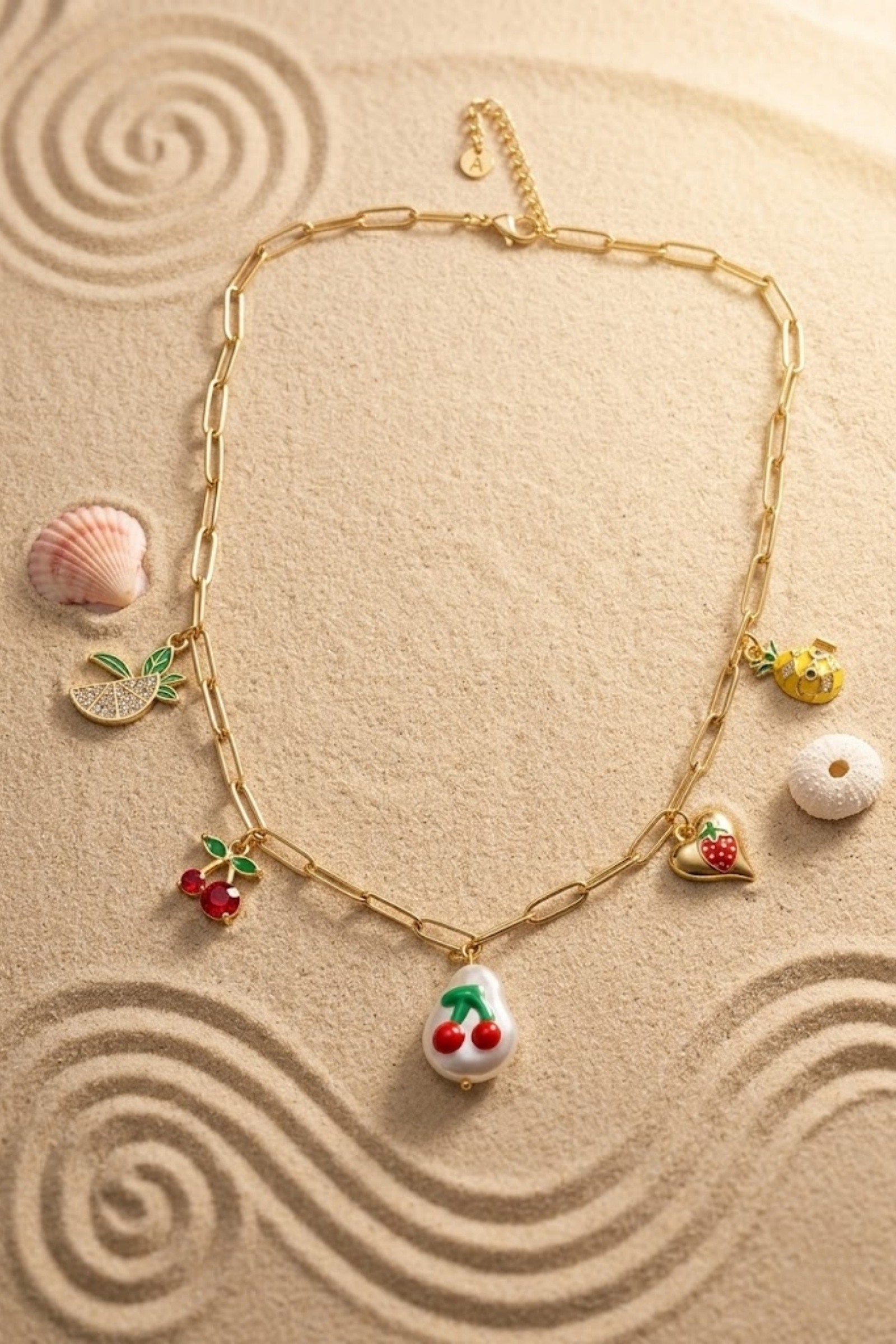 Grossiste Bellissima - Collier Maillon & Breloques Fruitées – Fantaisie Éclatante en Acier