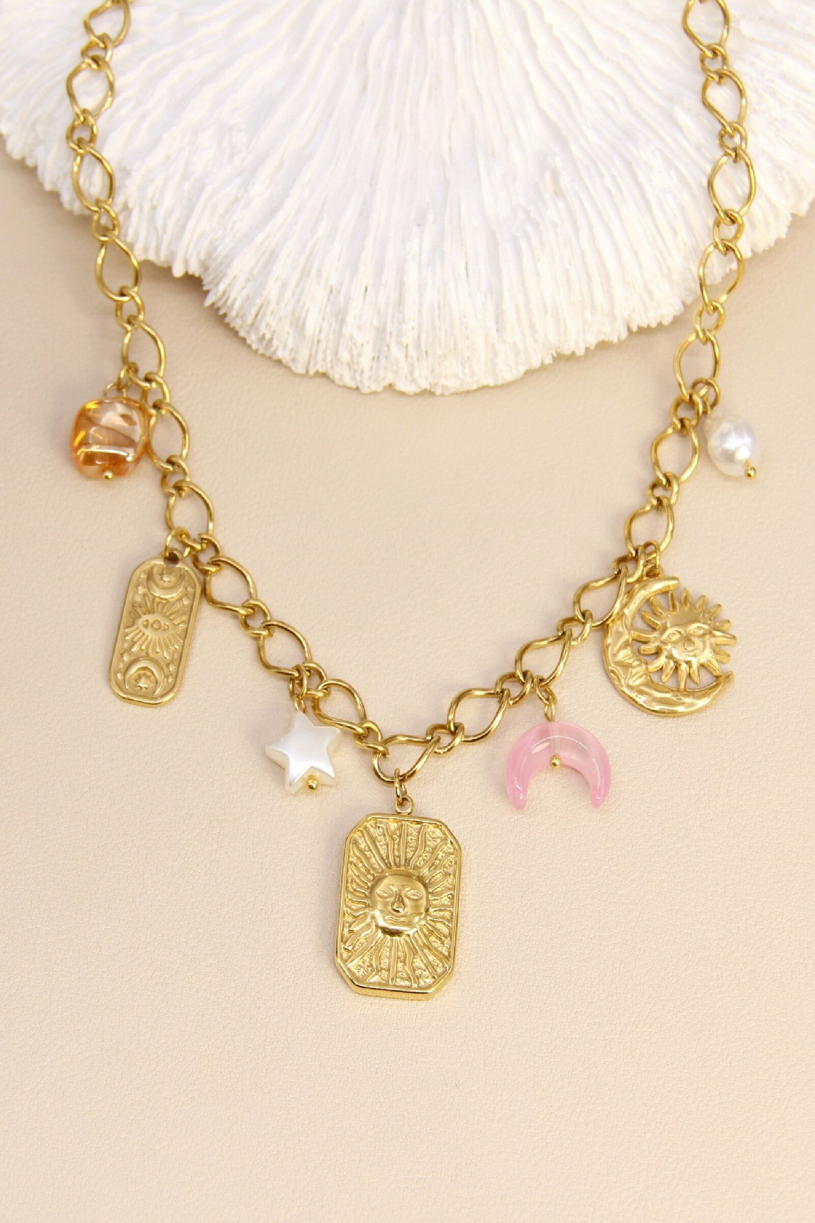 Wholesaler Bellissima - Sun medallion necklace and astral charms - Stainless steel