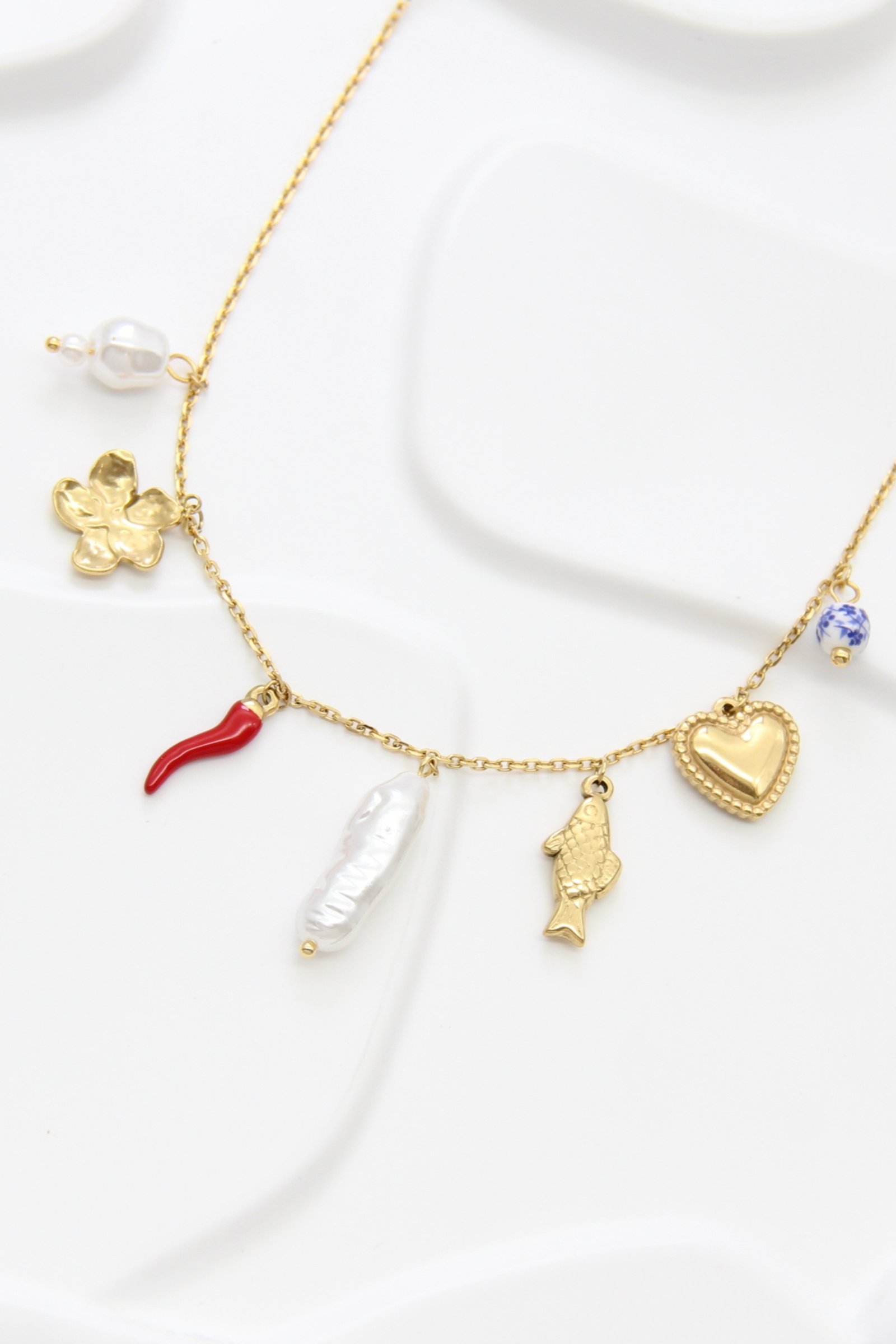 Grossiste Bellissima - Collier Charms Porte-Bonheur en acier doré
