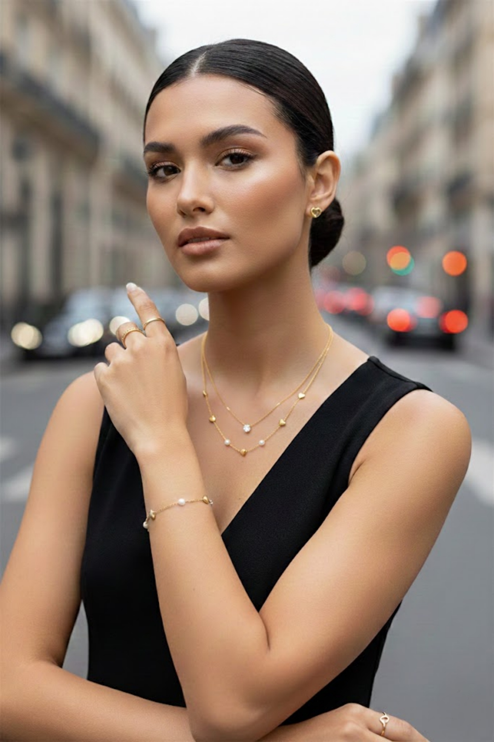 Grossiste Bellissima - Collier cœurs et perles en acier inoxydable doré – Collier fin romantique