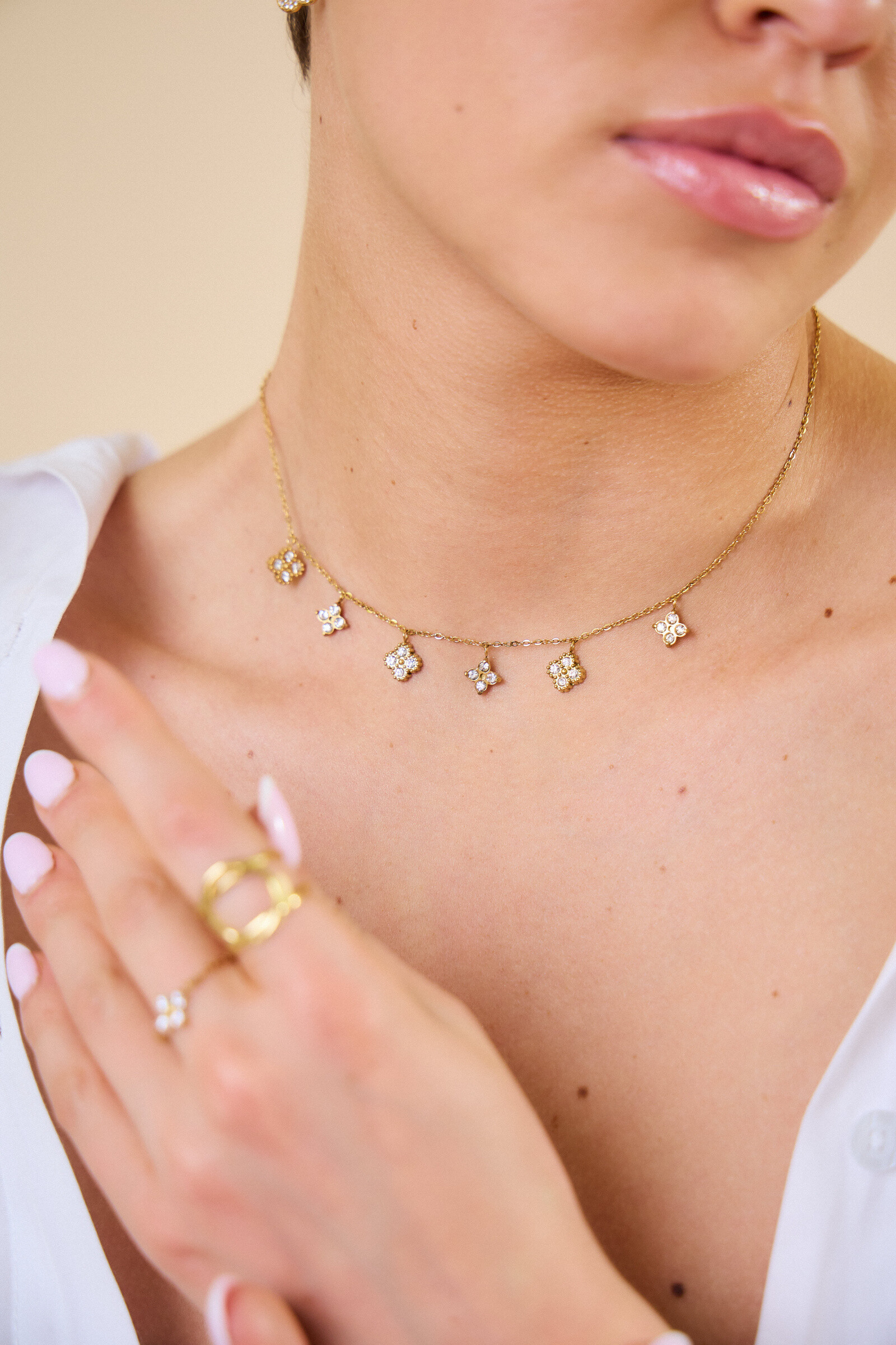 Grossiste Bellissima - Collier breloque étoile trefle en acier inoxydable : Style & charme