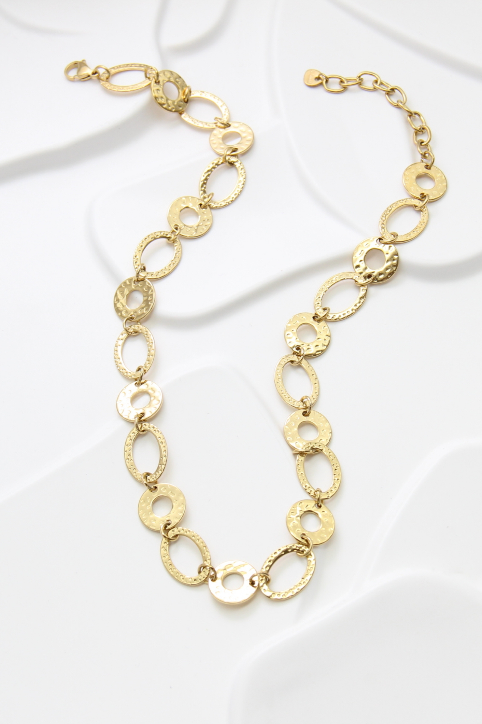 Grossiste Bellissima - Collier maillons ovales et ronds martelés en acier inoxydable