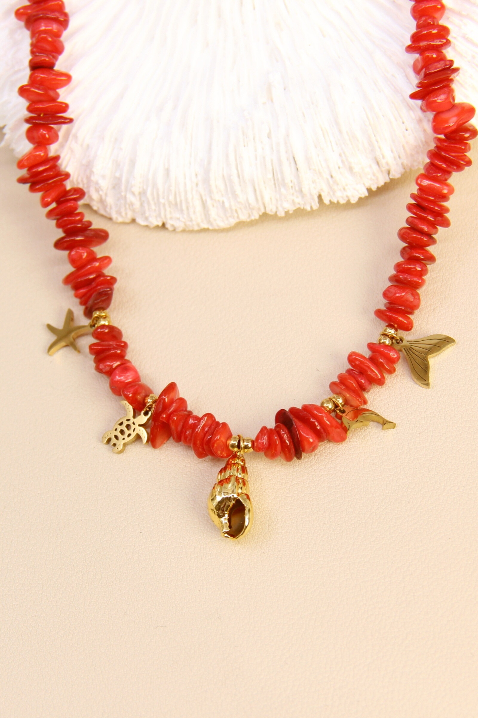 Wholesaler Bellissima - Red stones necklace & sea charms - Stainless steel