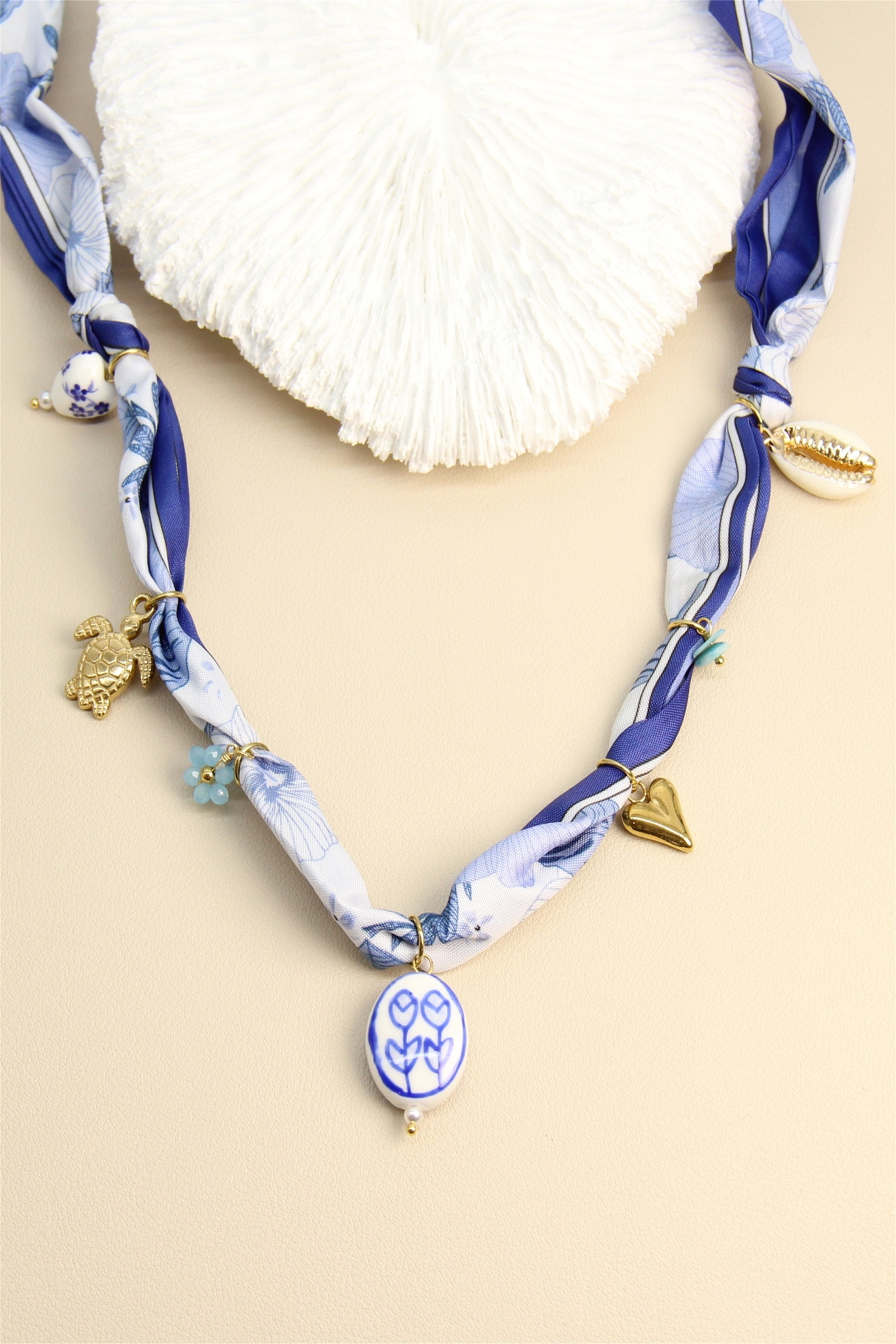 Grossiste Bellissima - Collier foulard à pampilles – Acier inoxydable & céramique
