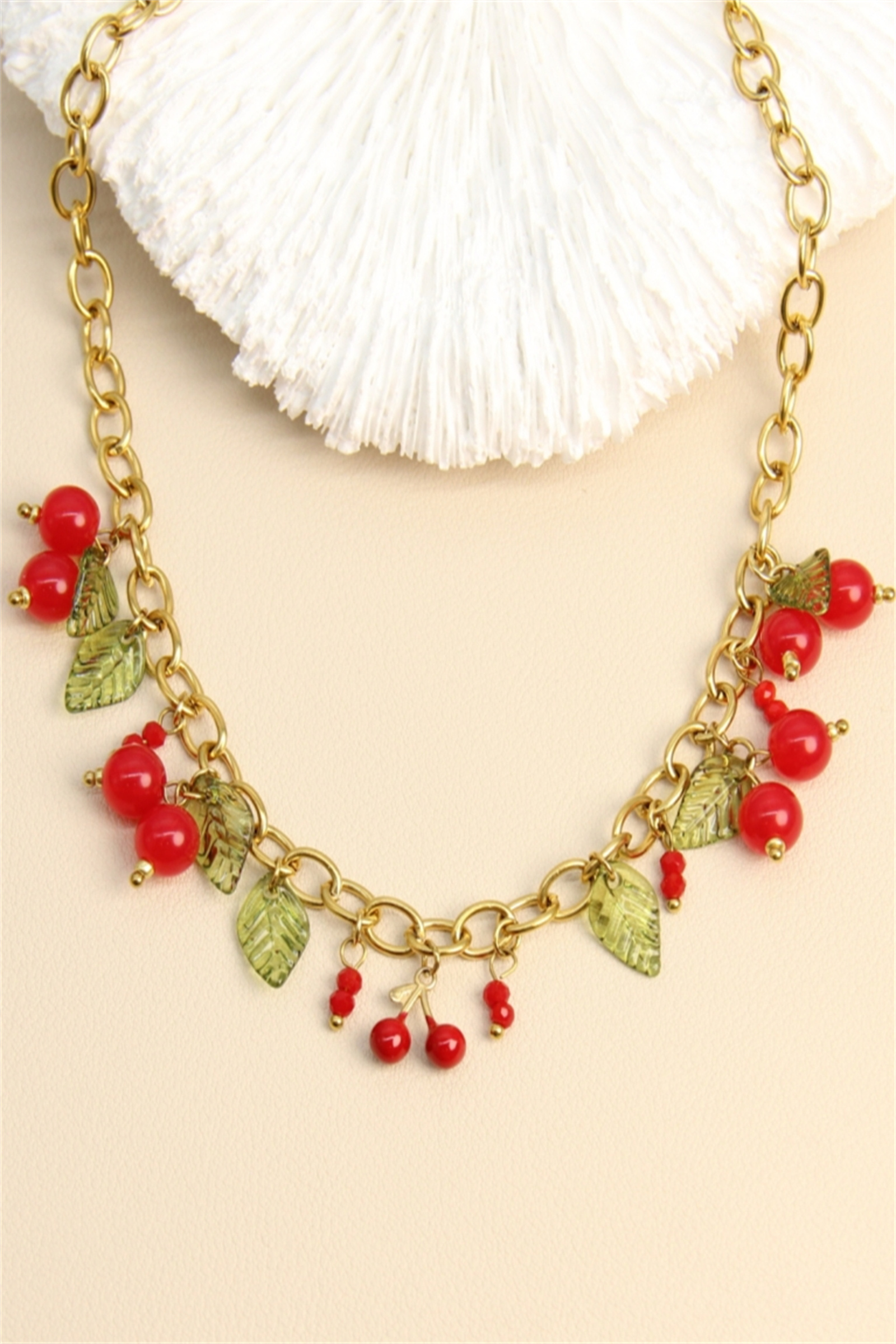 Grossiste Bellissima - Collier “Cerise sur le Look” – Gourmandise dorée
