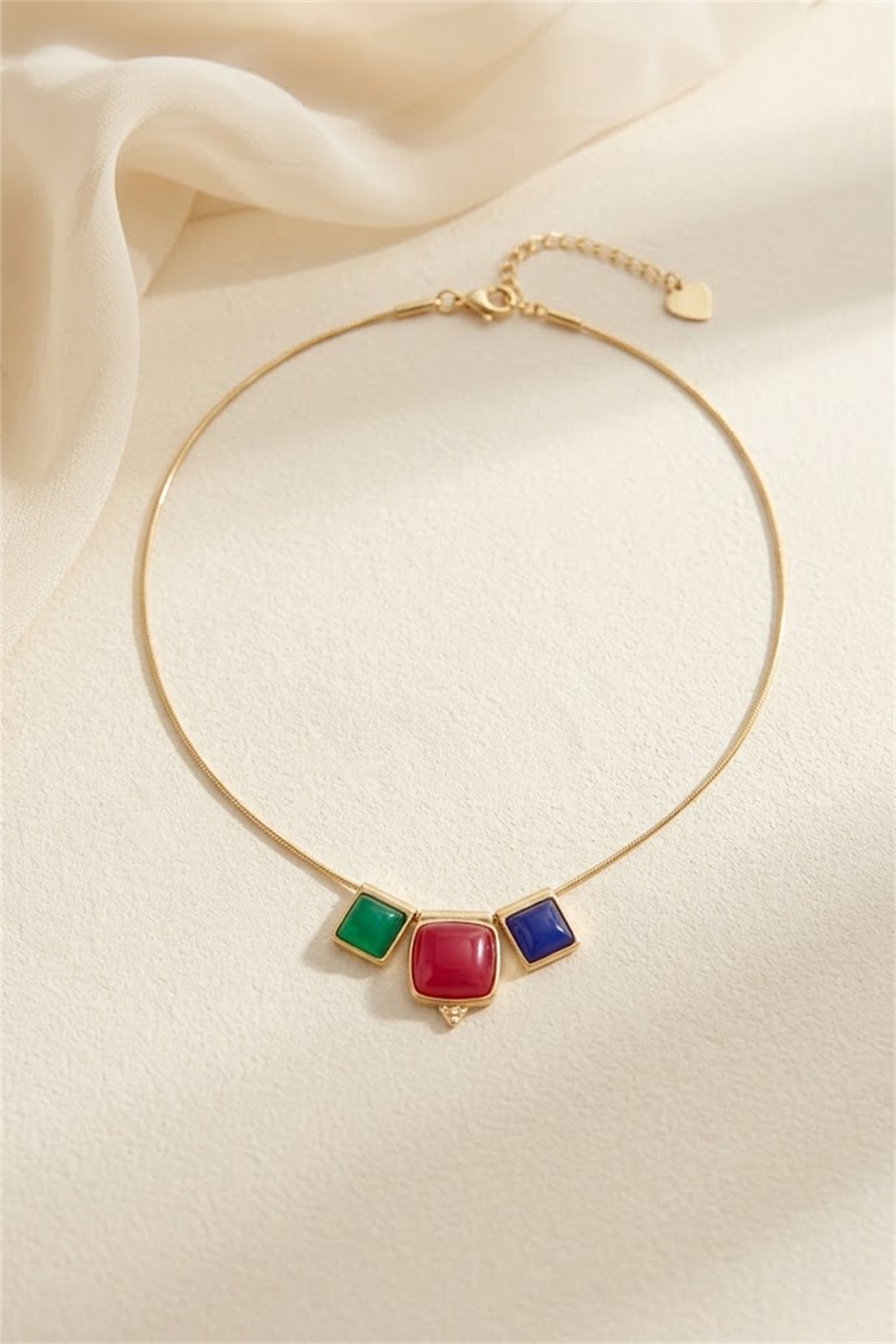 Wholesaler Bellissima - Chain necklace with three square cabochons in stainless steel