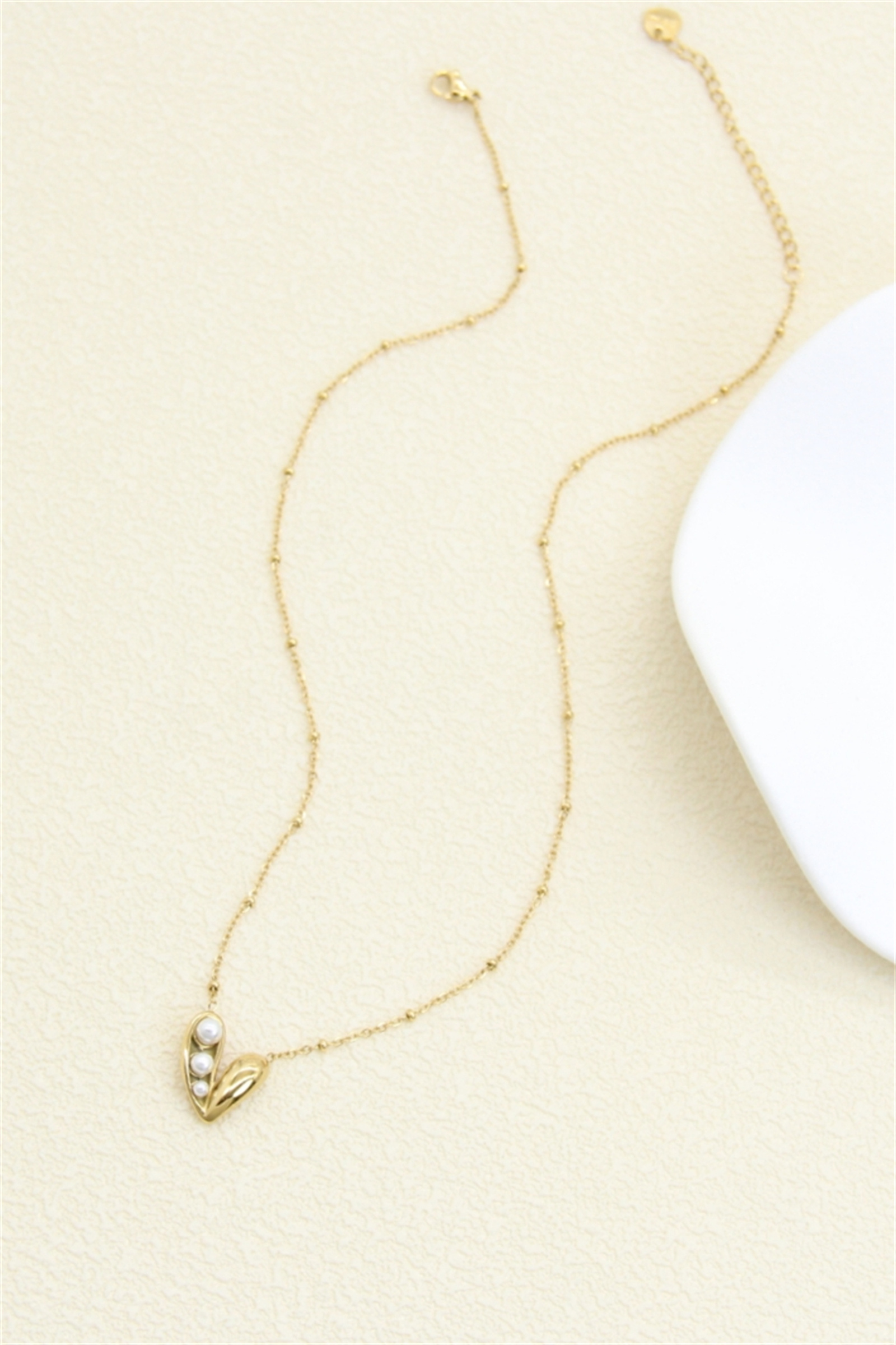 Grossiste Bellissima - Collier cœur perlé en acier inoxydable – bijou élégant & tendance