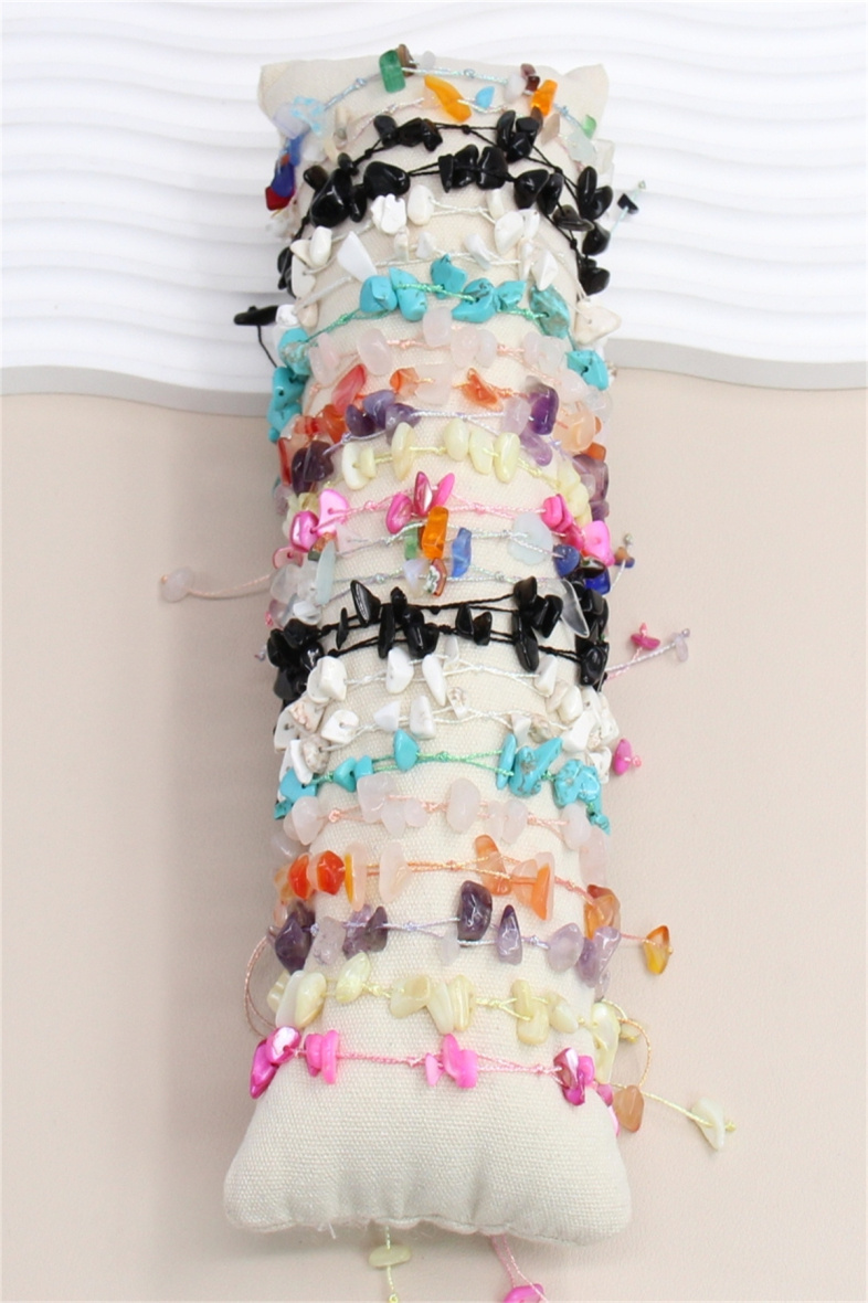 Grossiste Bellissima - Lot de 24 bracelet orné de pierre couleur assortis avec présentoir inclus