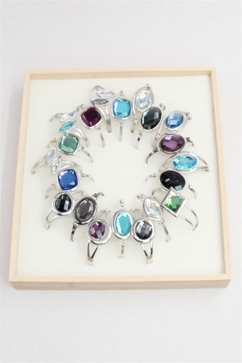 Mayorista Bellissima - Conjunto de 20 pulseras tipo brazalete ajustables adornadas con cristal con display