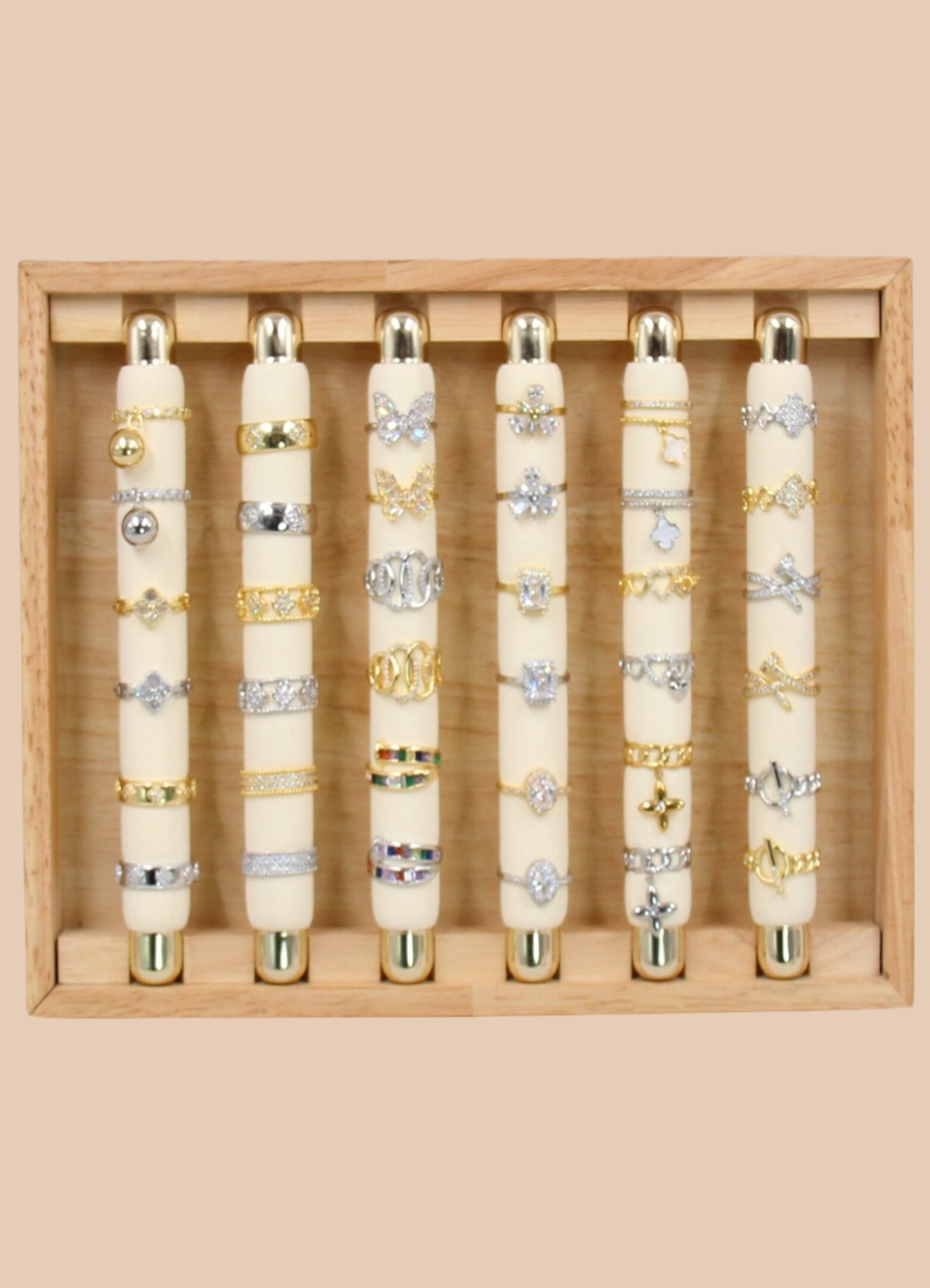 Grossiste Bellissima - Lot de 36 Bagues Ajustables en Acier Inoxydable avec Présentoir bijoux