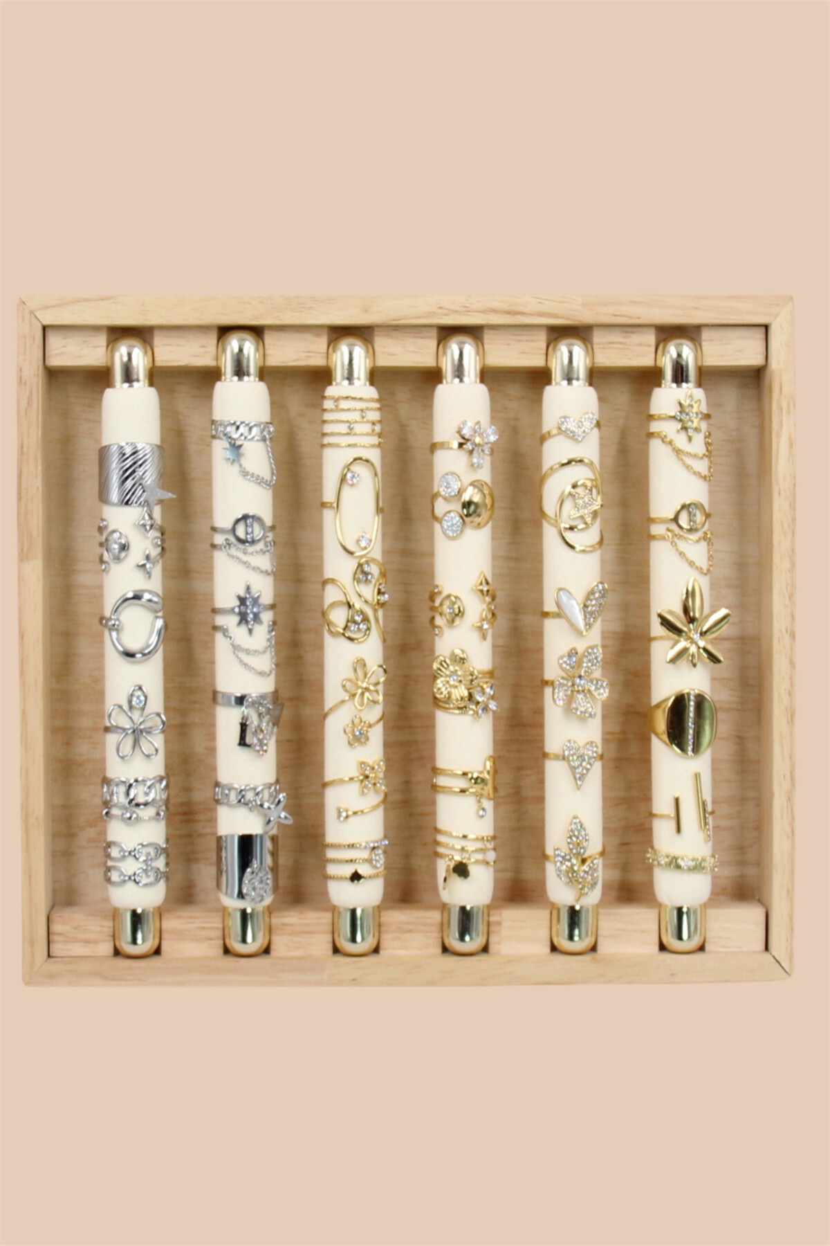 Grossiste Bellissima - Lot de 36 Bagues Ajustables en Acier Inoxydable avec Présentoir bijoux