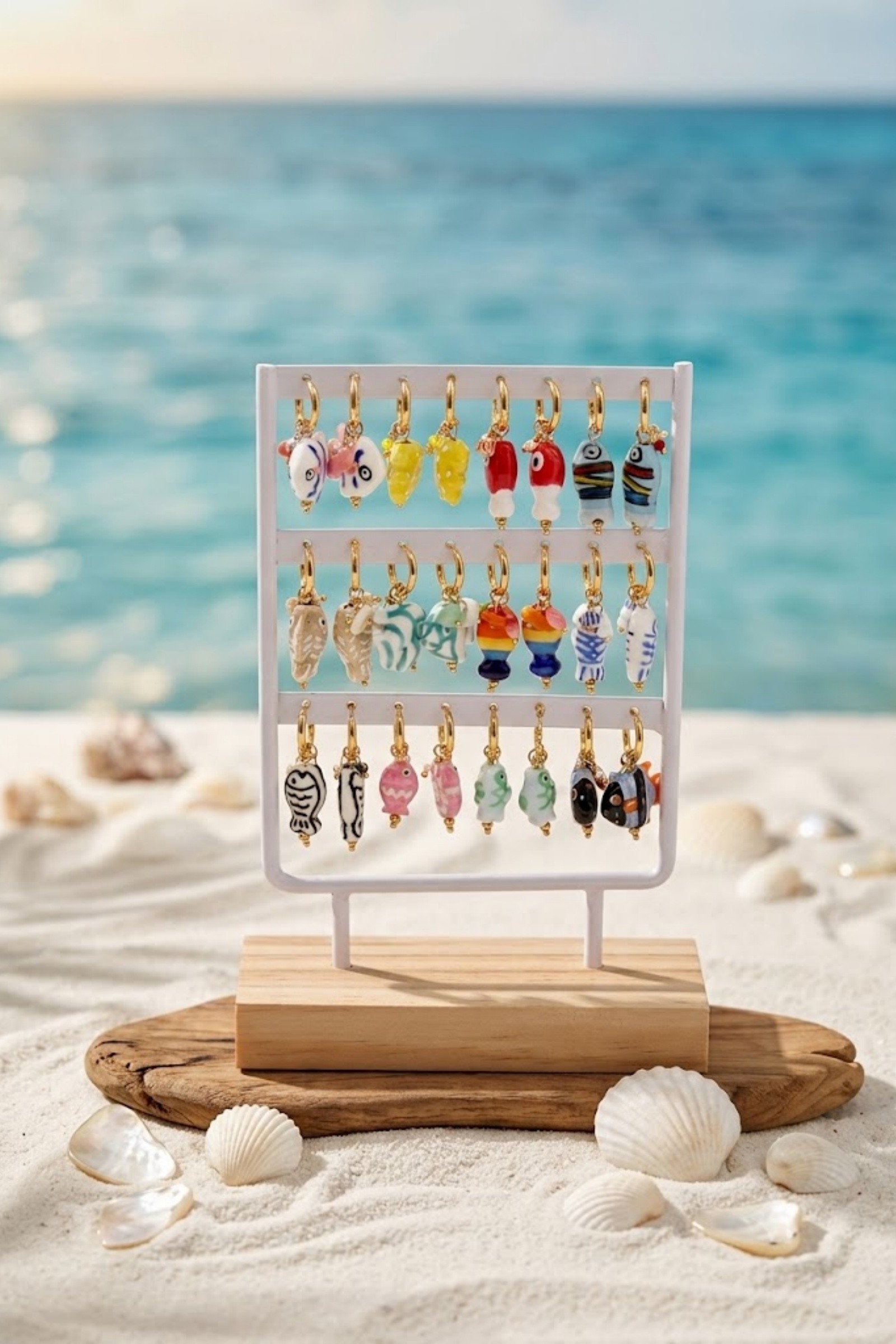 Grossista Bellissima - Set di 12 Orecchini a Tema Marino in Acciaio Inossidabile – Colori Assortiti + Espositore Incluso