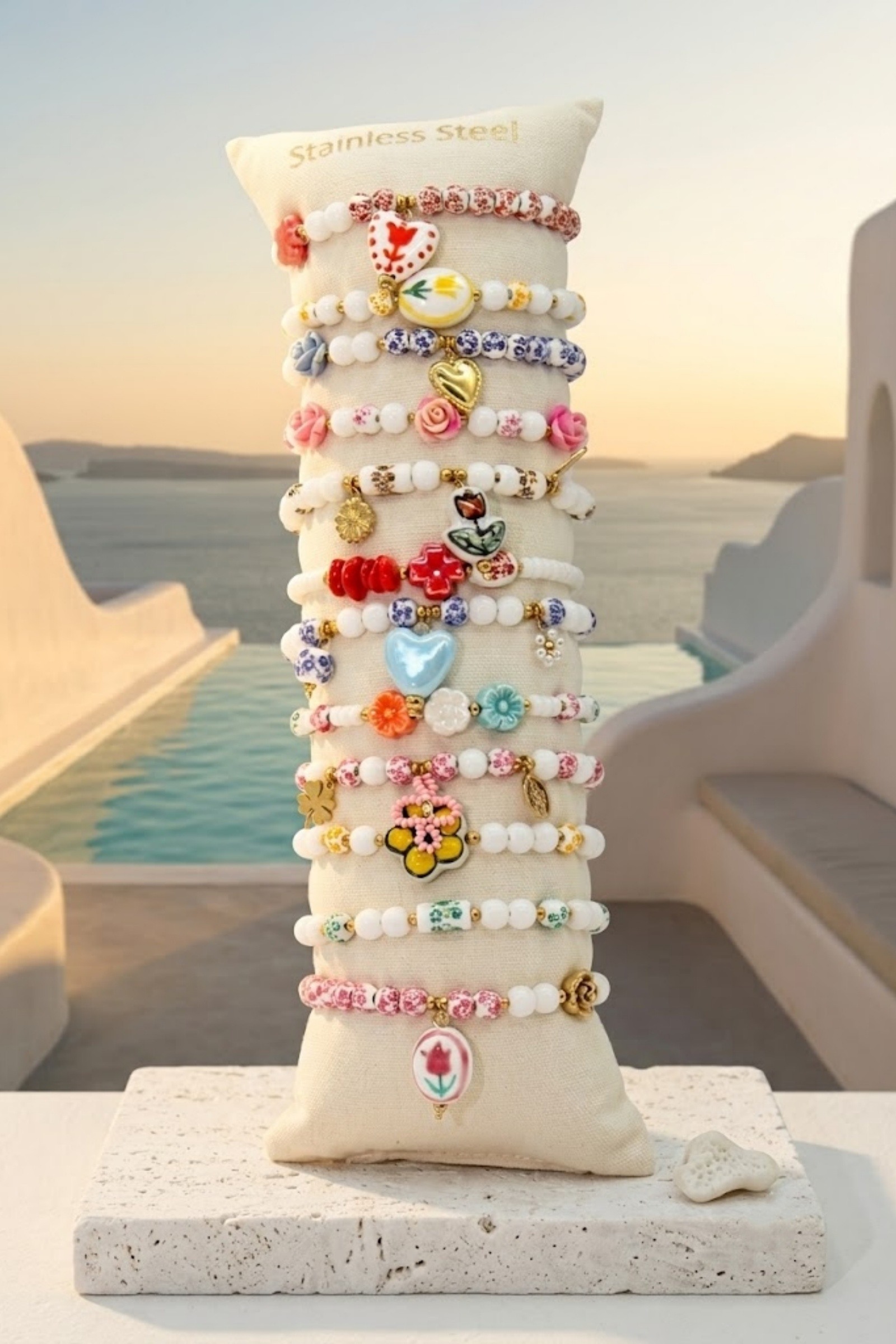 Grossiste Bellissima - Lot de 12 Bracelets Acier Inoxydable – Modèles Assortis Multicolores – Présentoir Offert