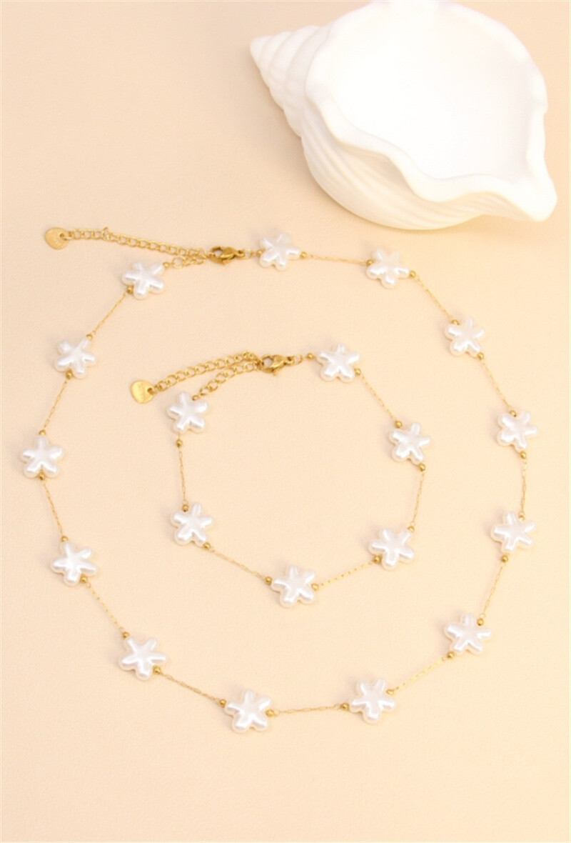 Mayorista Bellissima - Star Set in Pearls - Elegancia celestial en acero inoxidable