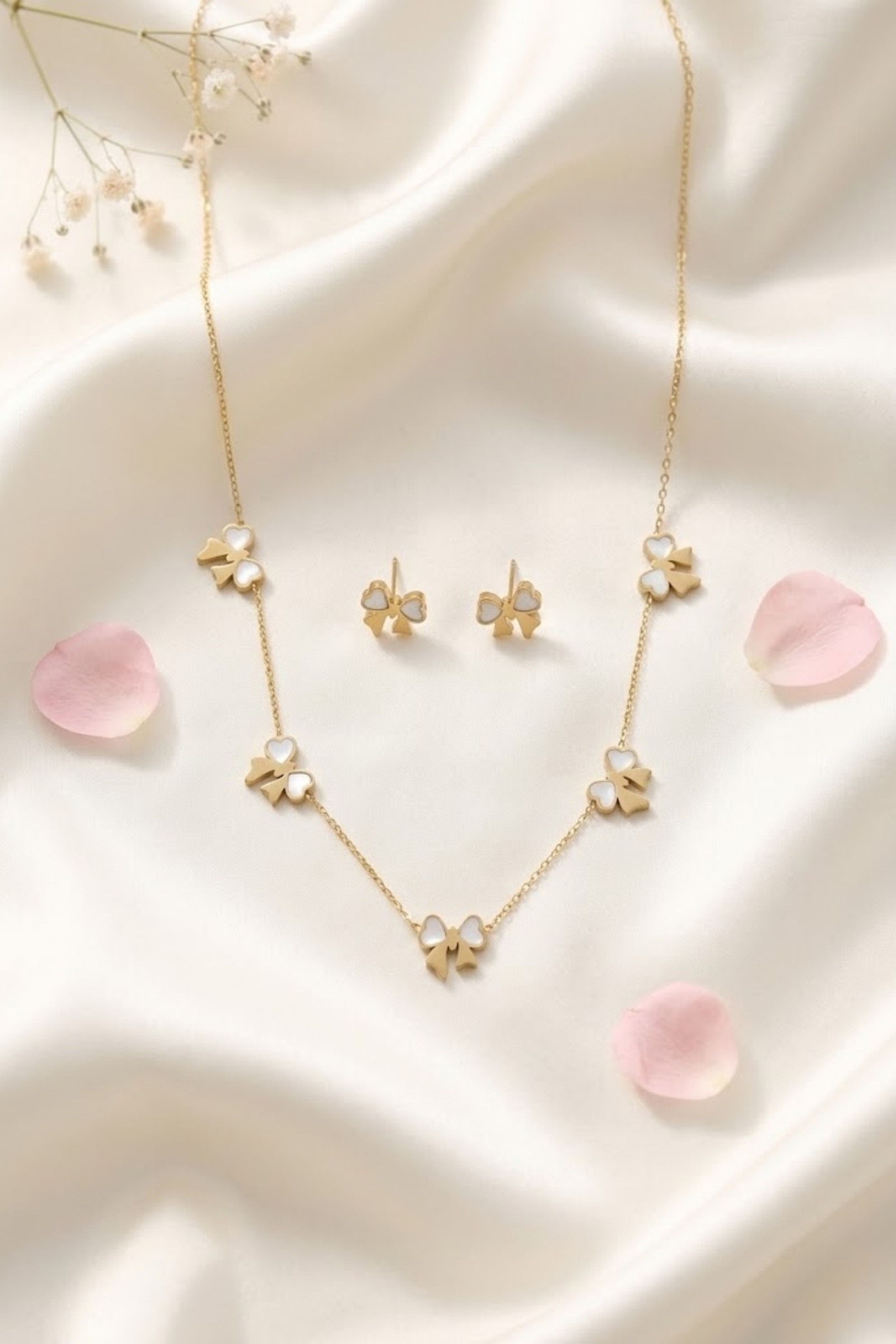 Grossiste Bellissima - Parure nœud de papillon doré – acier inoxydable