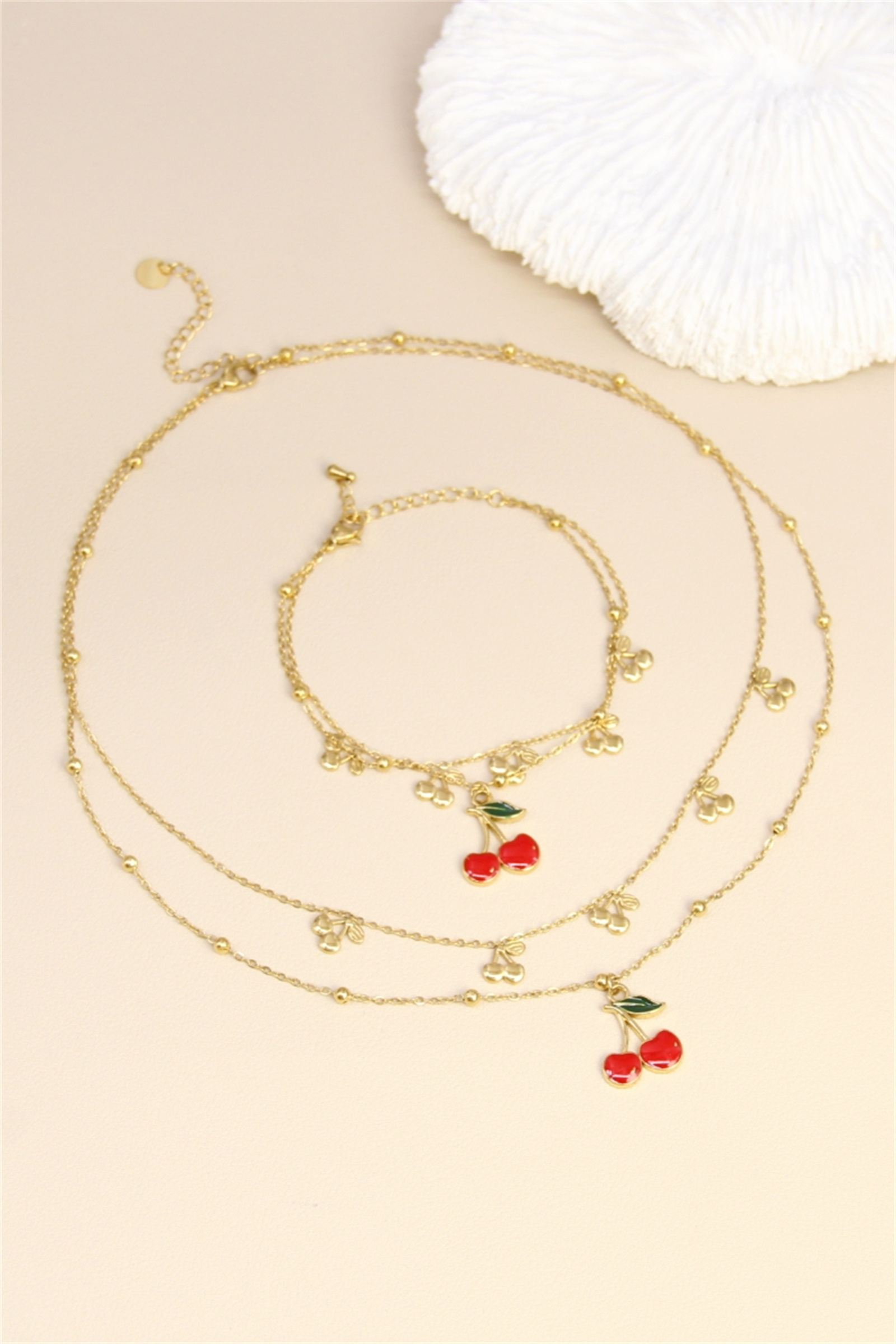 Großhändler Bellissima - Kirschhalskette & Armband-Set - Goldener Edelstahl, rote Emaille-Details