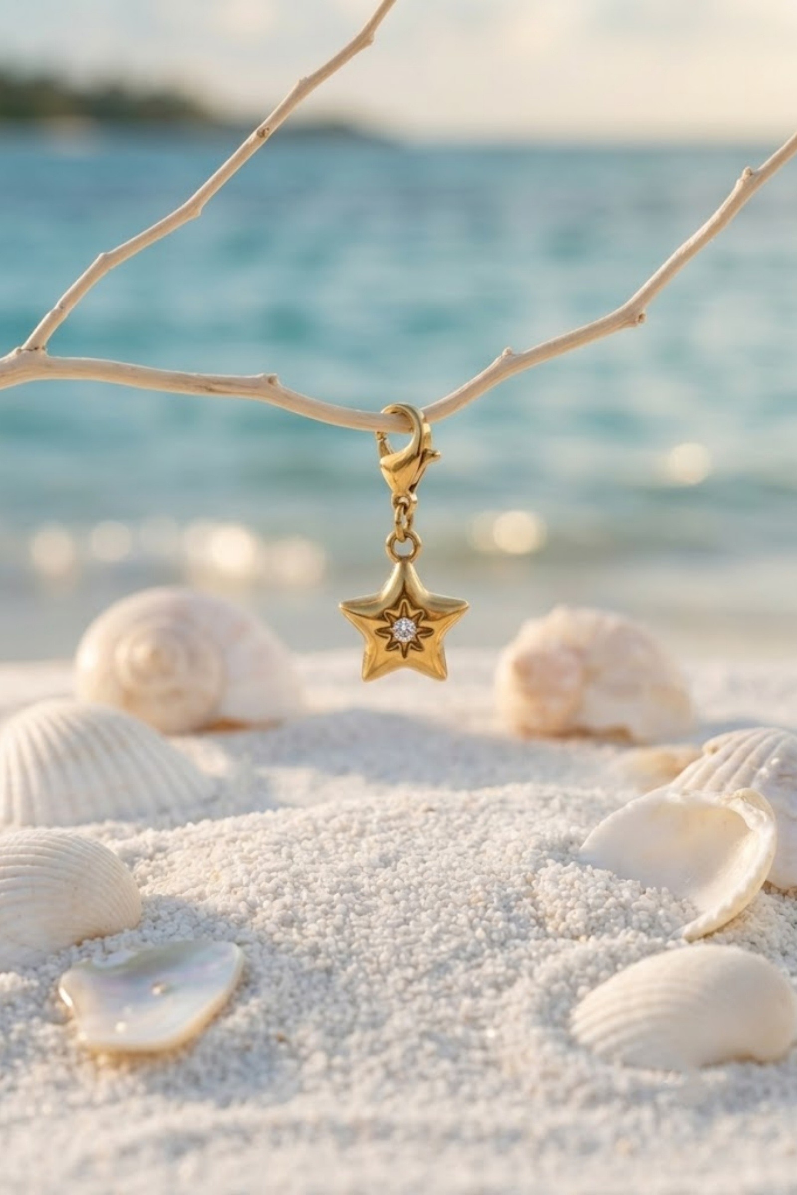 Grossiste Bellissima - Pendentif Étoile Strass en Acier Inoxydable – Brillance Élégante & Intemporelle