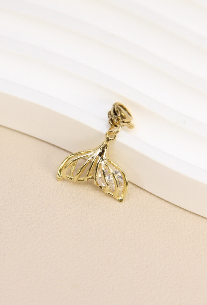 Grossiste Bellissima - Pendentif queue de sirène en acier inoxydable – Magie et élégance marine
