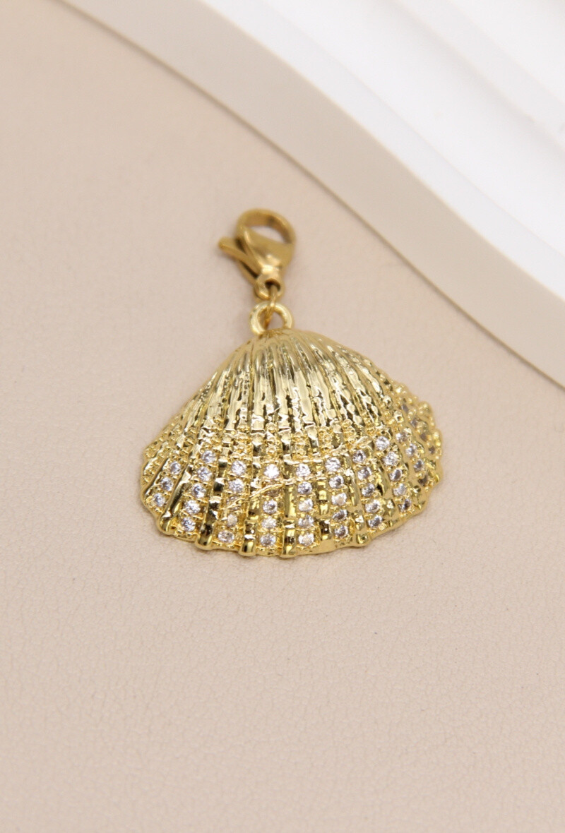 Grossiste Bellissima - Pendentif coquillage en acier inoxydable – Glamour et éclat marin