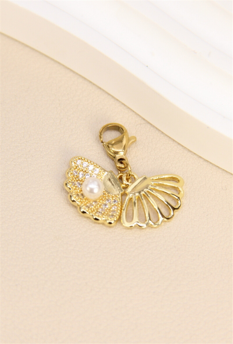 Grossiste Bellissima - Pendentif coquillage en acier inoxydable – Élégance marine et raffinement