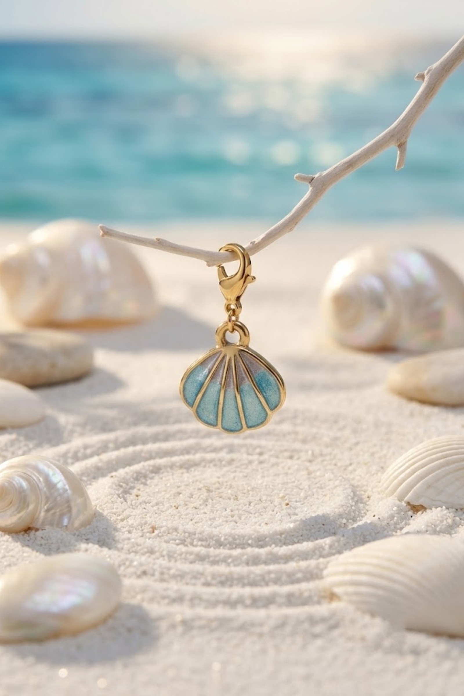 Grossiste Bellissima - Pendentif Coquillage Bleu en Acier Inoxydable – Esprit Bord de Mer
