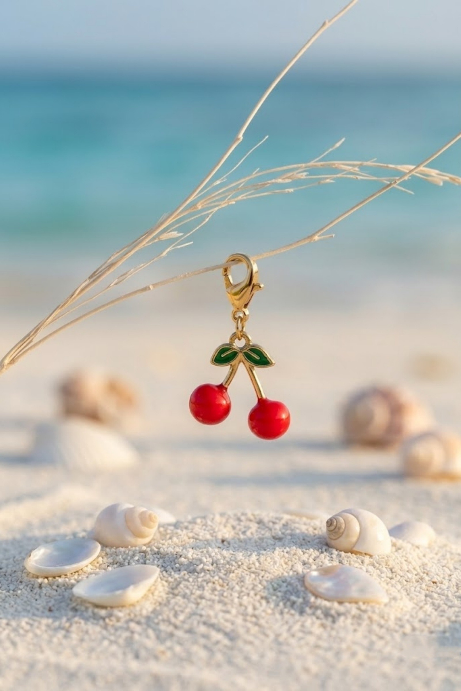 Grossiste Bellissima - Pendentif Cerises en Acier Inoxydable – Une Touche Gourmande et Tendance