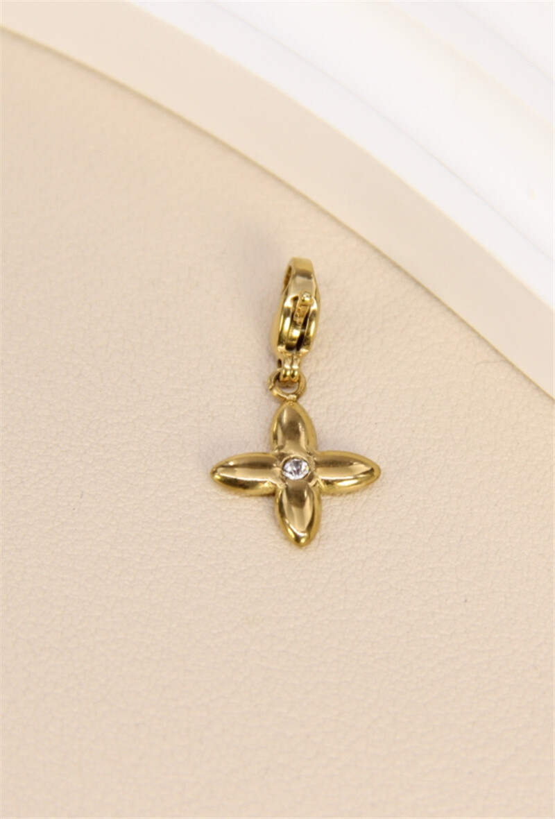 Grossiste Bellissima - Pendentif étoile à breloque en acier inoxydable – Brillance et raffinement