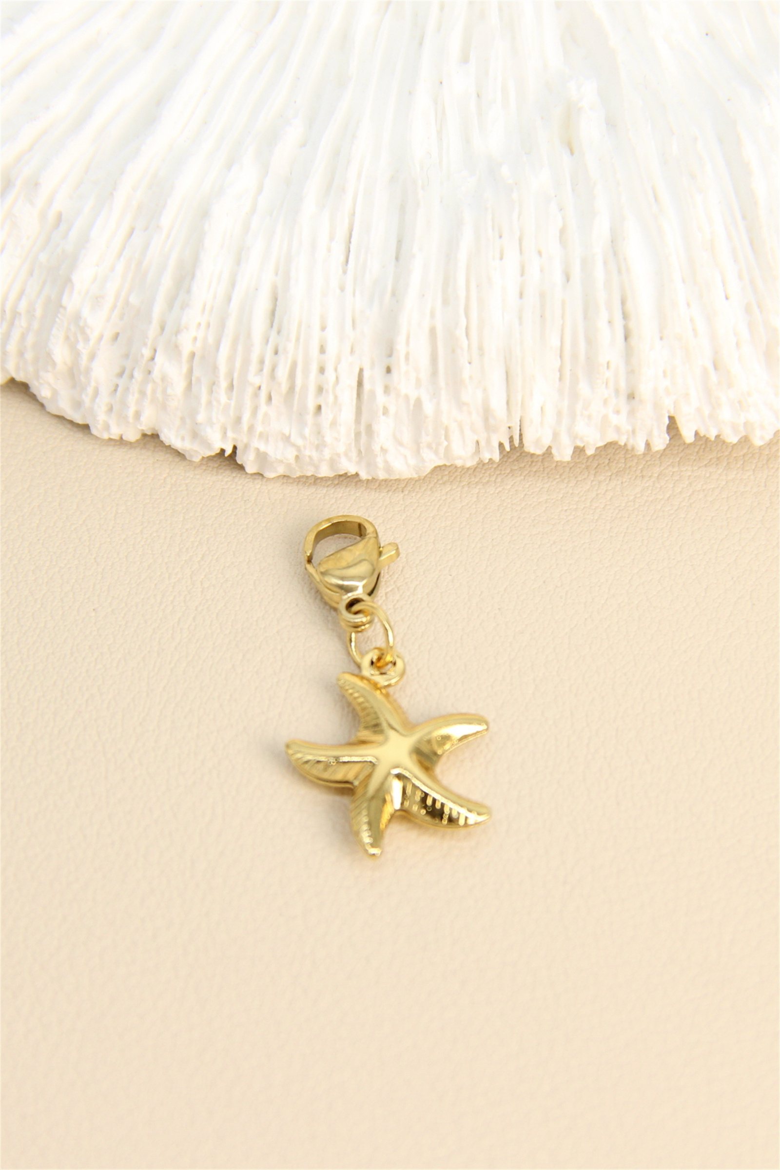 Grossiste Bellissima - Pendentif étoile de mer – Bijou marin tendance