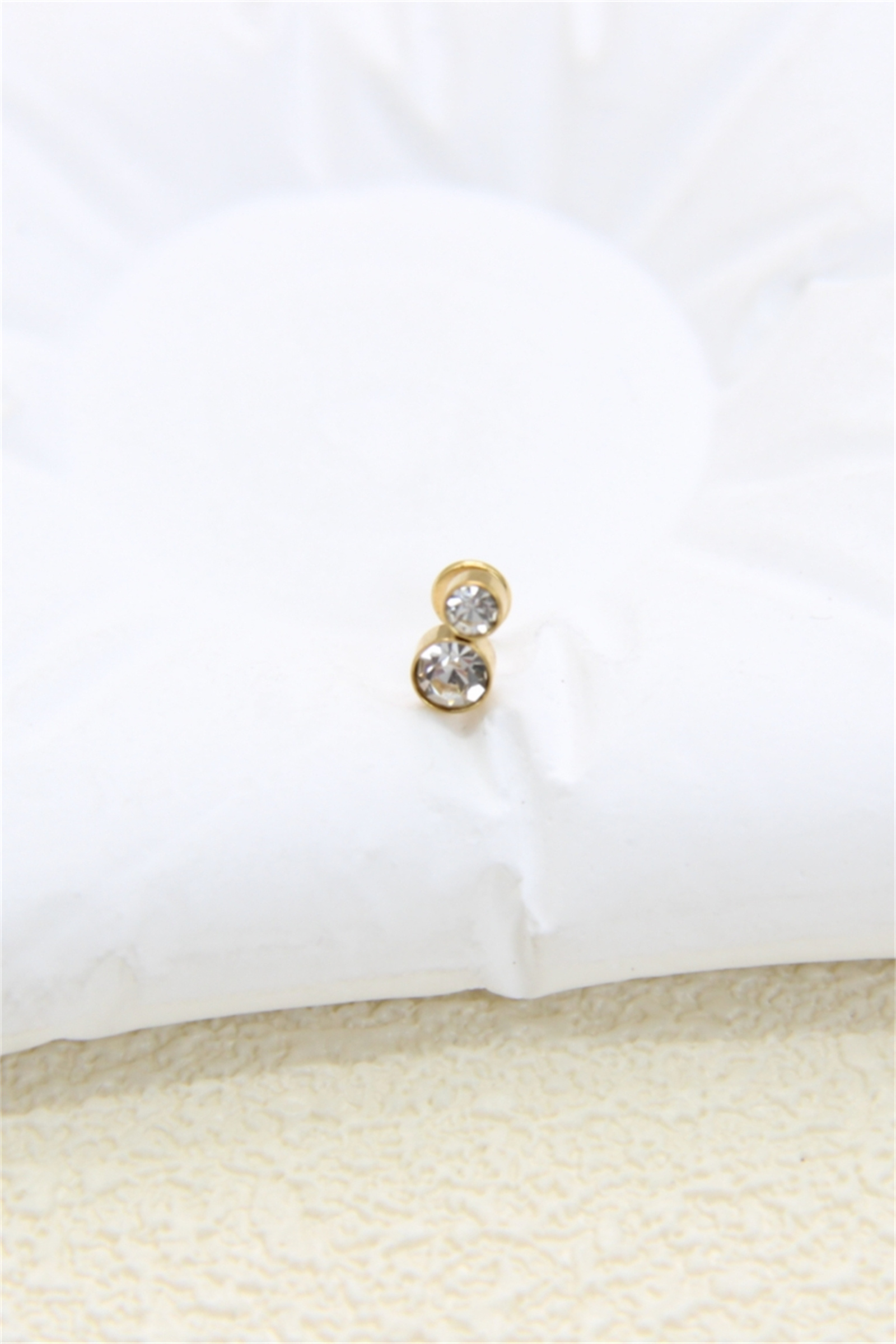 Wholesaler Bellissima - Double Gold-Plated Rhinestone Piercing in Stainless Steel – Elegant and Shiny Ear Jewelry