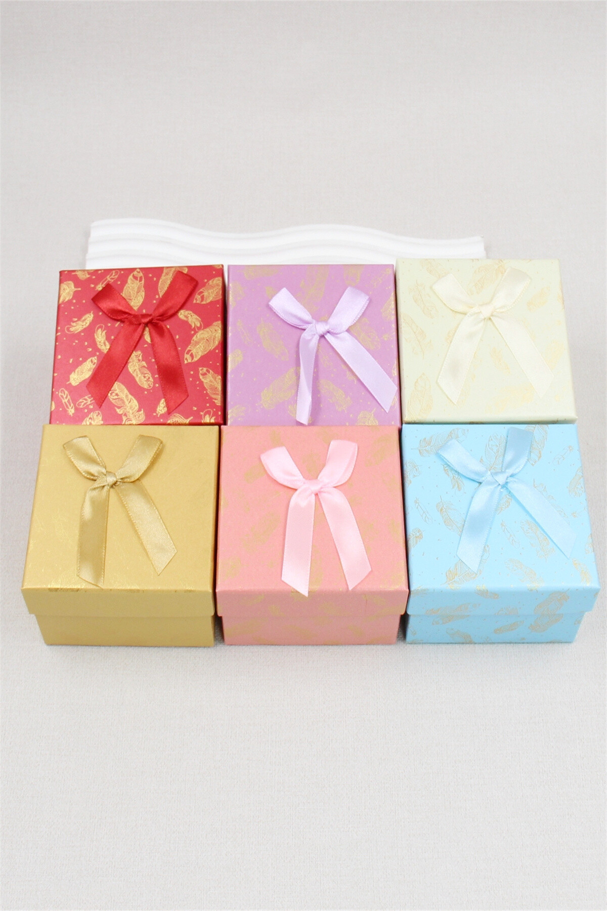Grossiste Bellissima - Coffret Cadeau avec Coussin - Élégance Miniature
