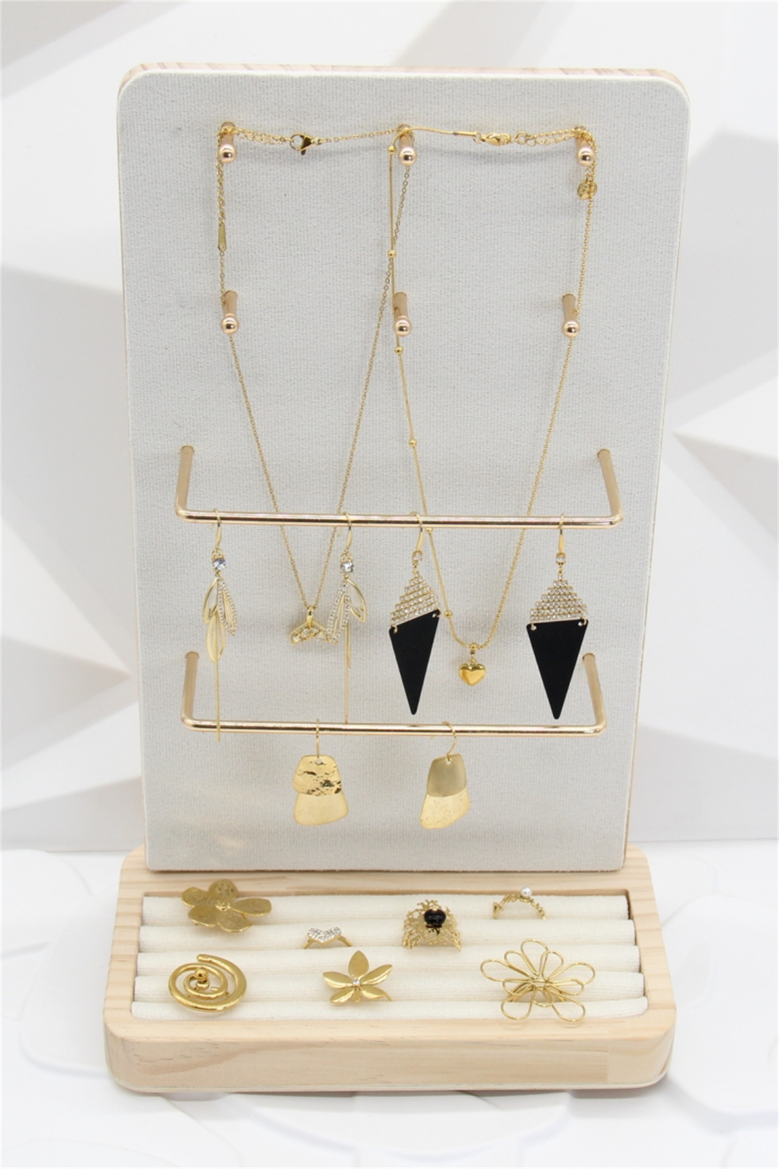 Grossiste Bellissima - Présentoir à Bijoux en Bois et Tissu Écru – Multi-Usages Chic et Pratique