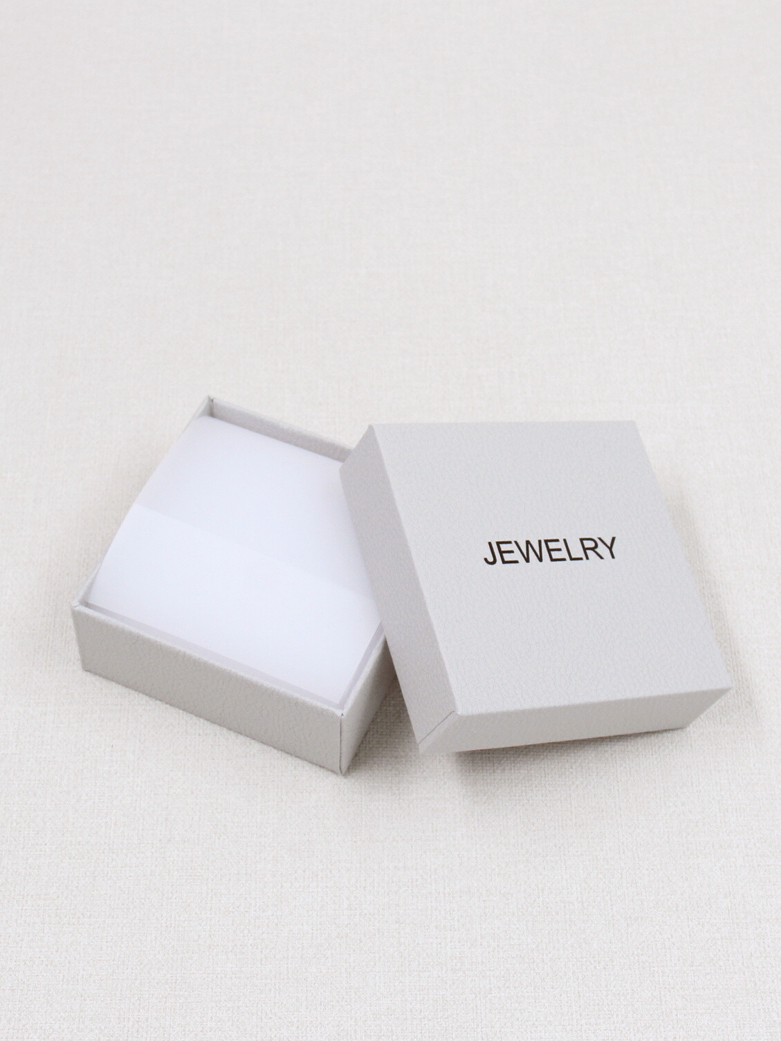 Grossiste Bellissima - Coffret bijoux avec papier de protection intégré - Practicalité et modernité