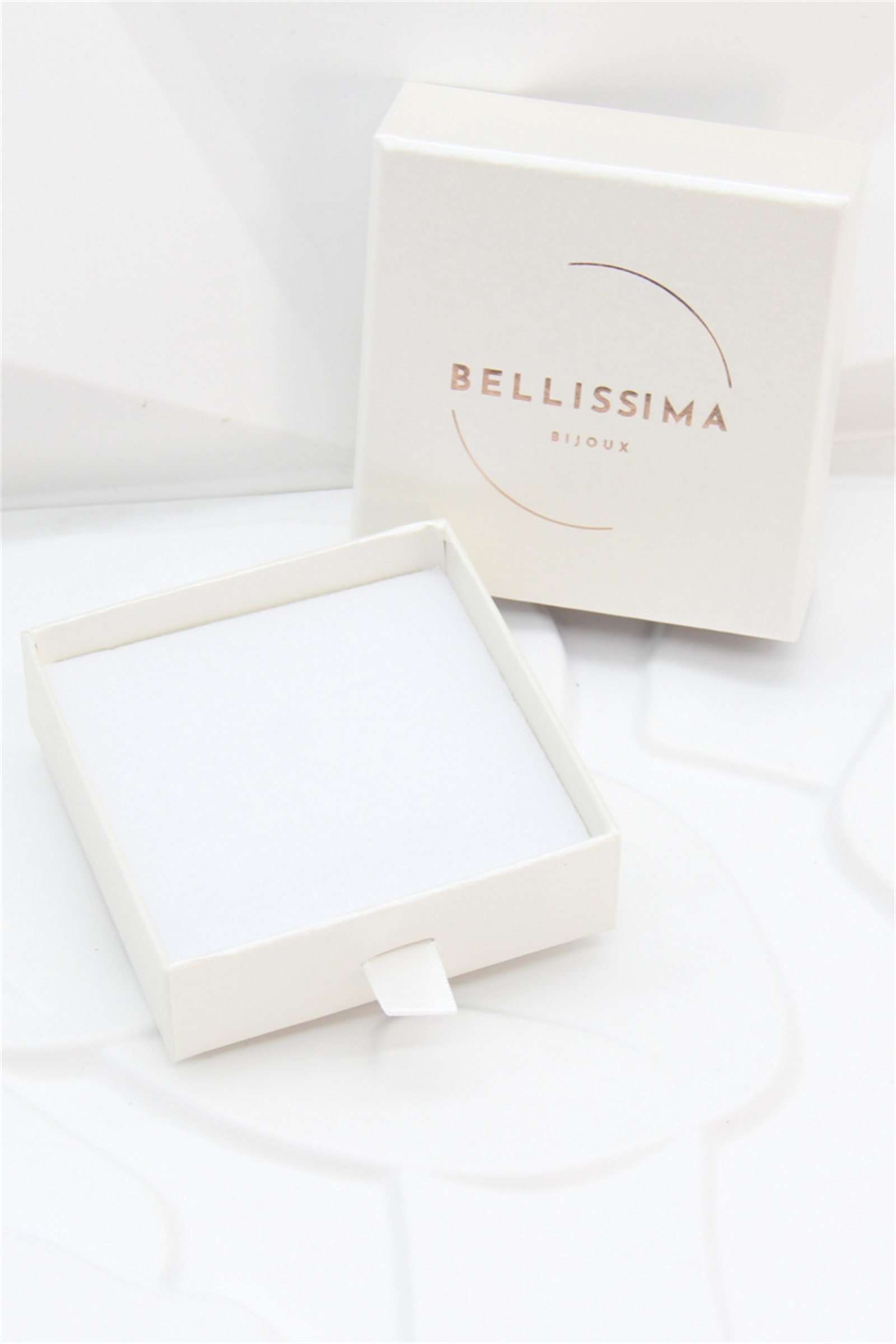 Grossiste Bellissima - Coffret Bijoux Luxe Bellissima – Boîte Cadeau Premium Lot de 12 Pcs