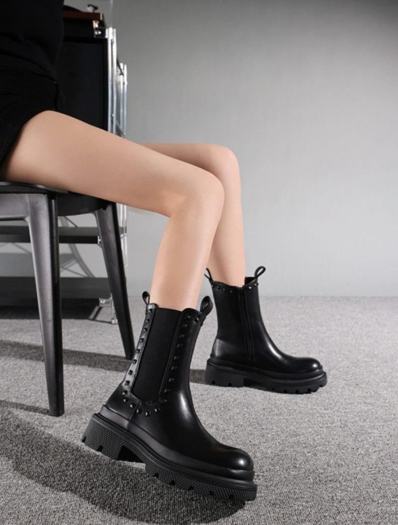 Wholesaler Bello Star - PLAIN FAUX LEATHER ANKLE BOOTS WITH STUDS